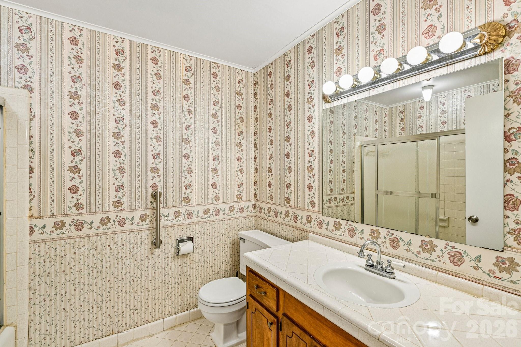 main property photo 18