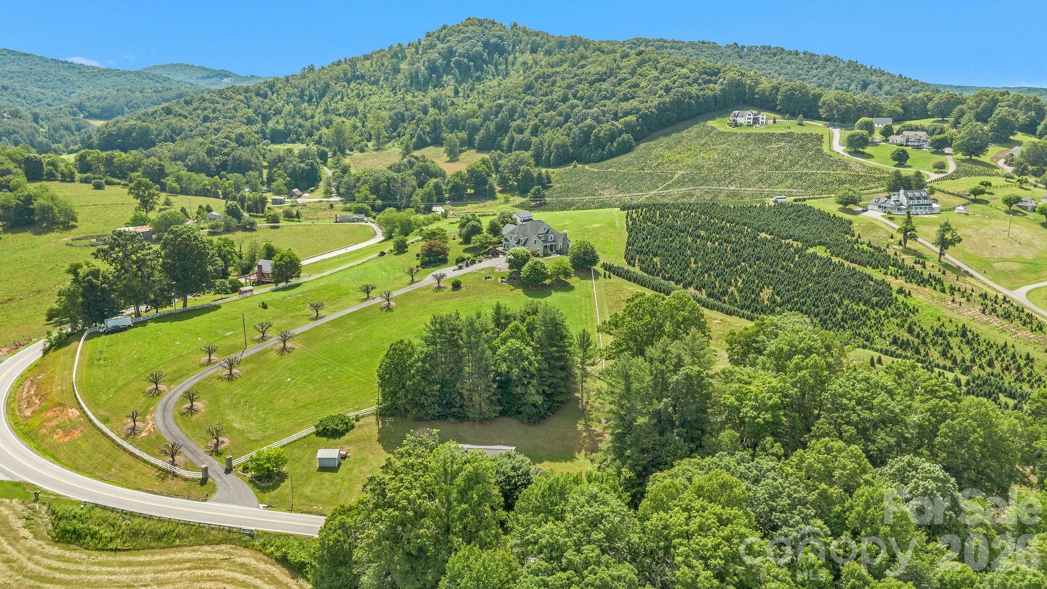 main property photo 4