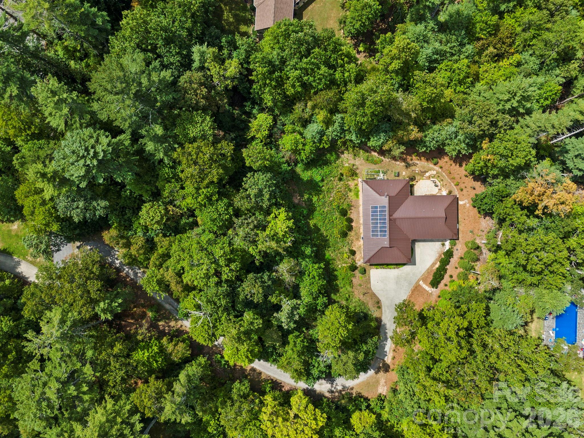 main property photo 44