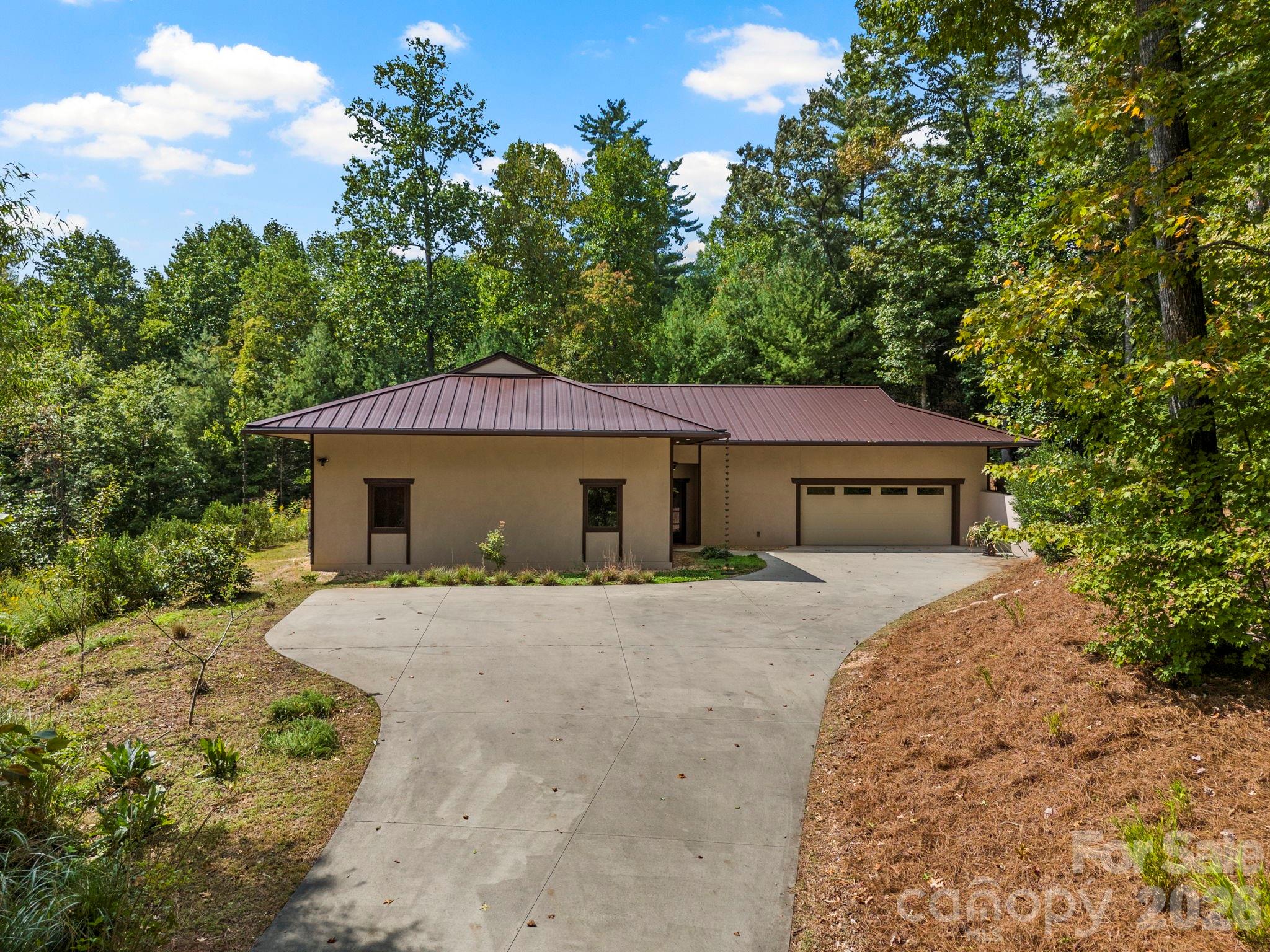 main property photo 46