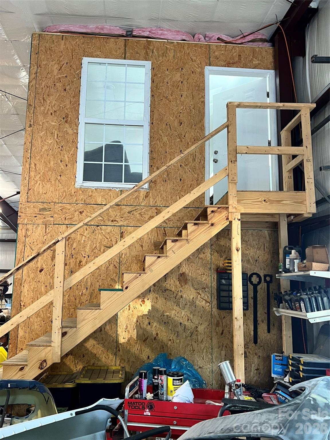 main property photo 12