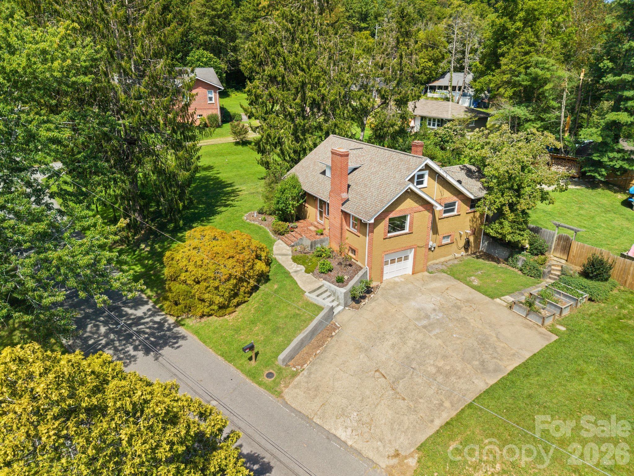 main property photo 38