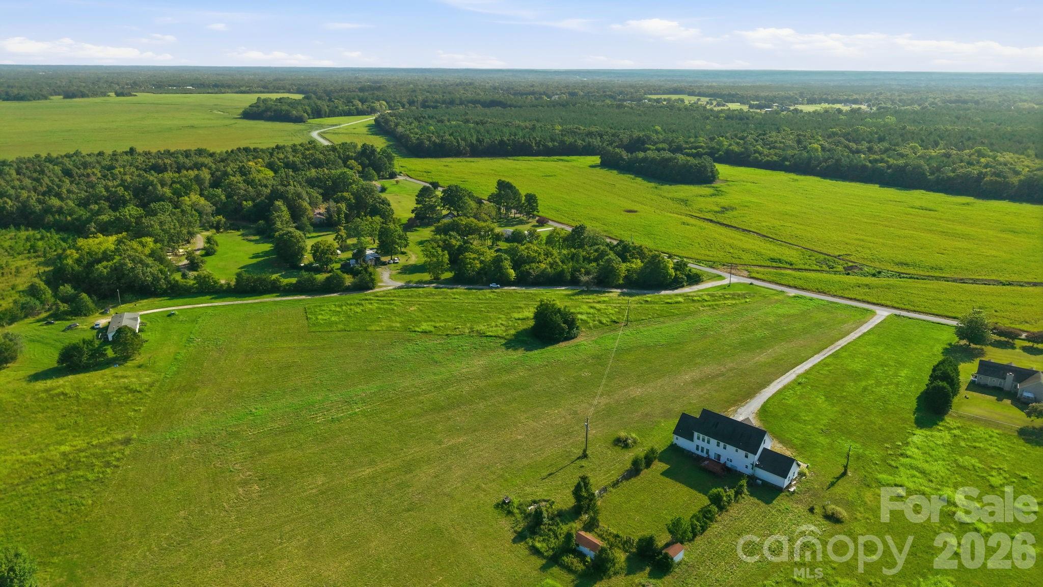 main property photo 11