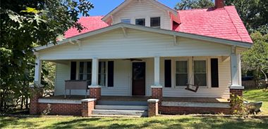 image of property with 3 Bed | 2 Bath | 2,072 Sqft