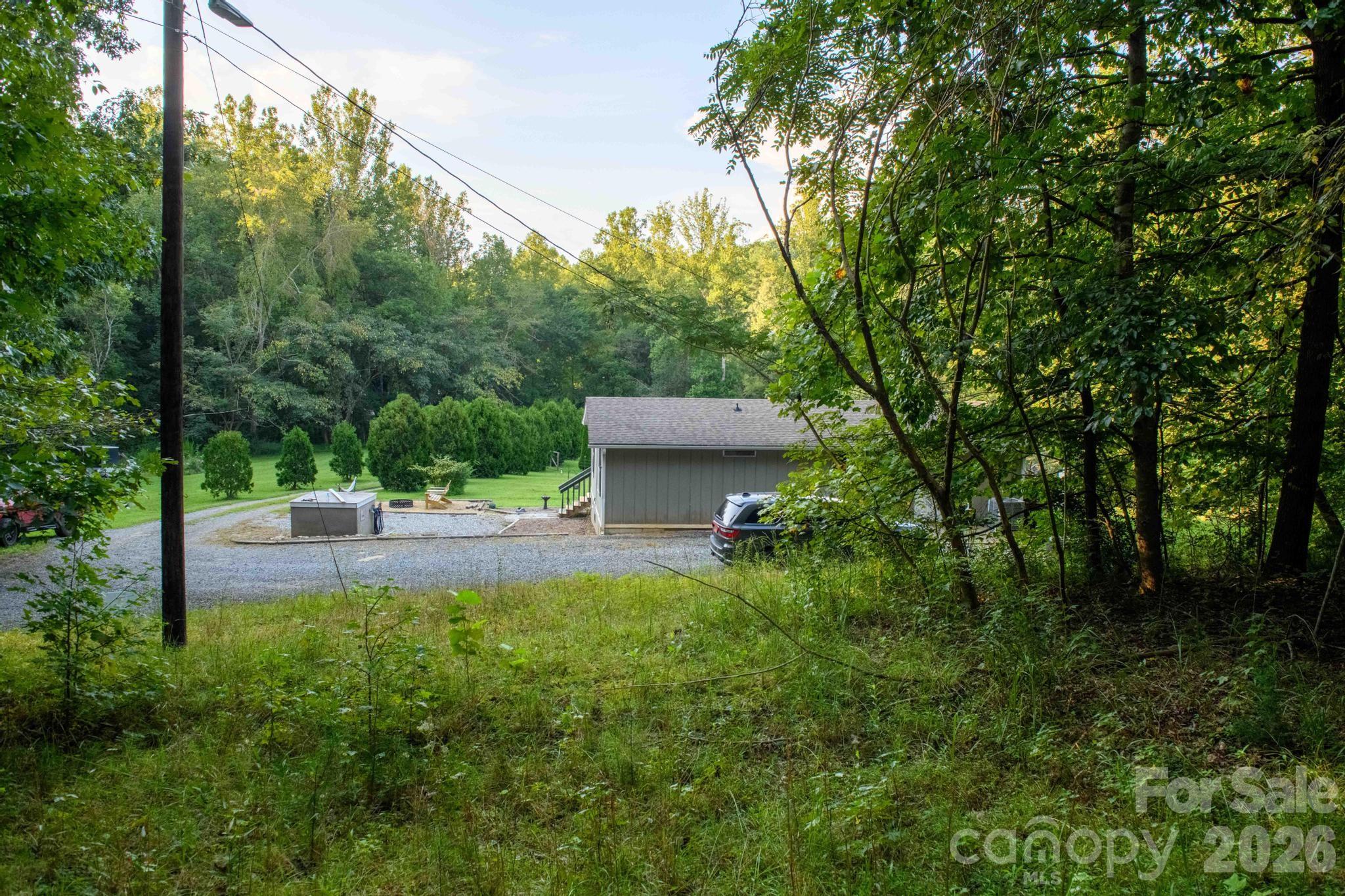 main property photo 25