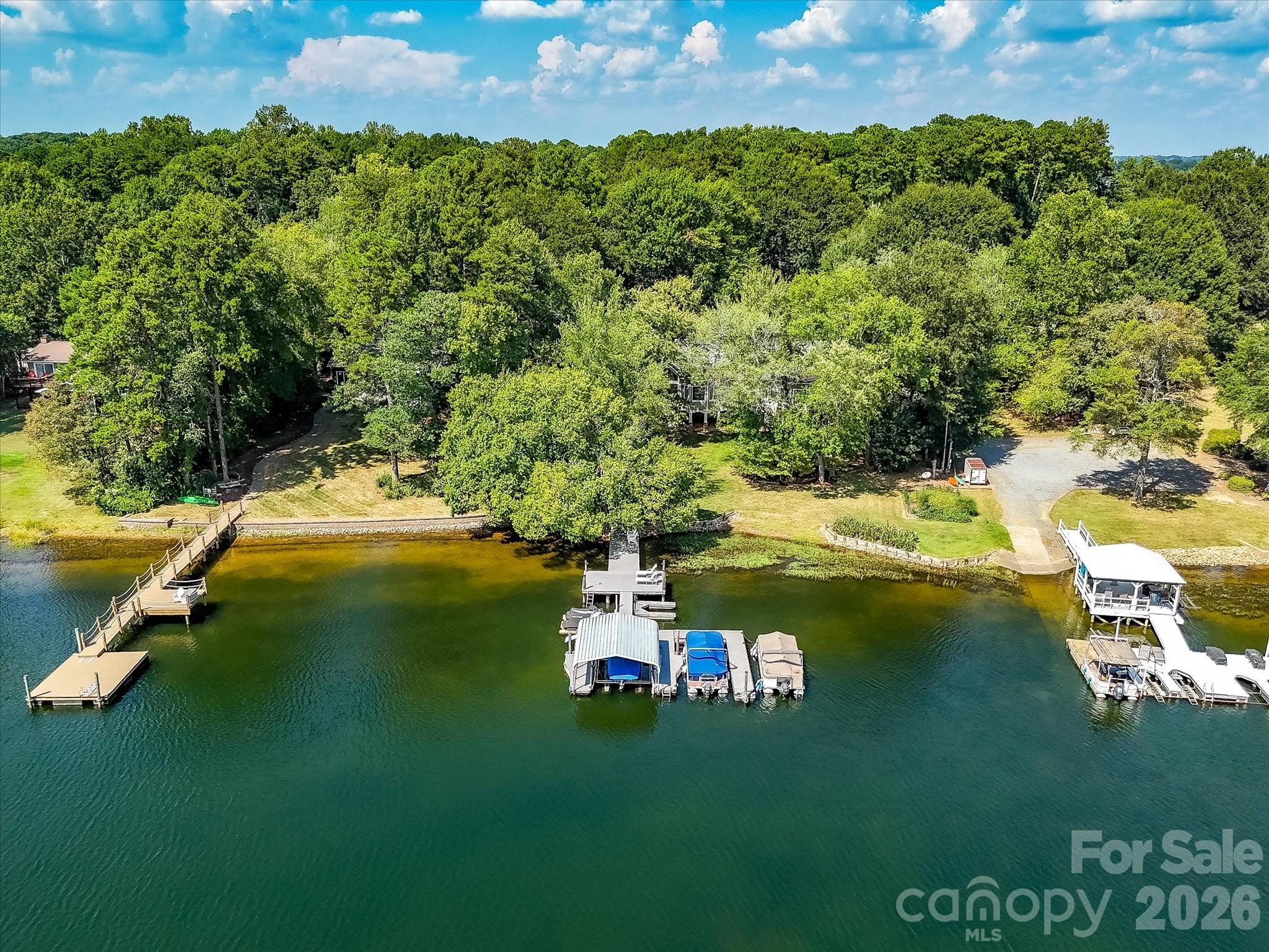 main property photo 39
