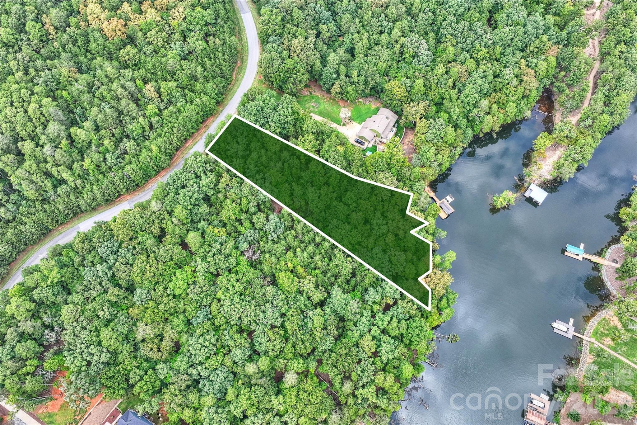 main property photo 5
