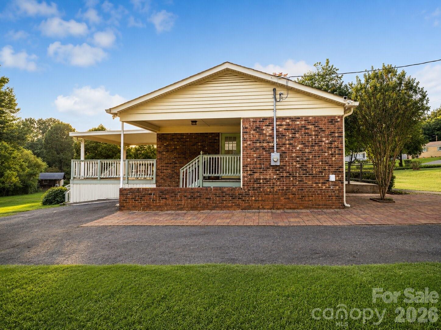 main property photo 2