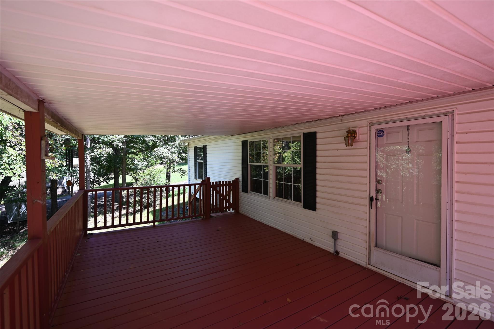main property photo 23