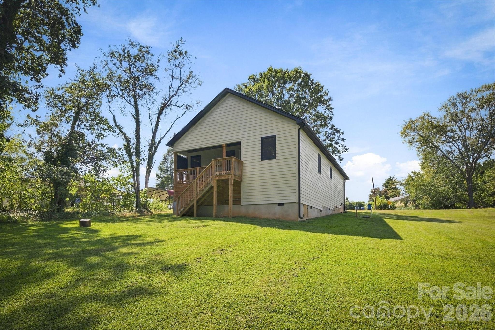 main property photo 20