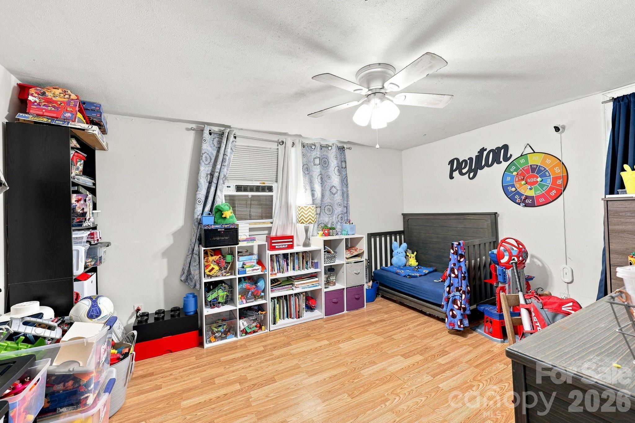 main property photo 40