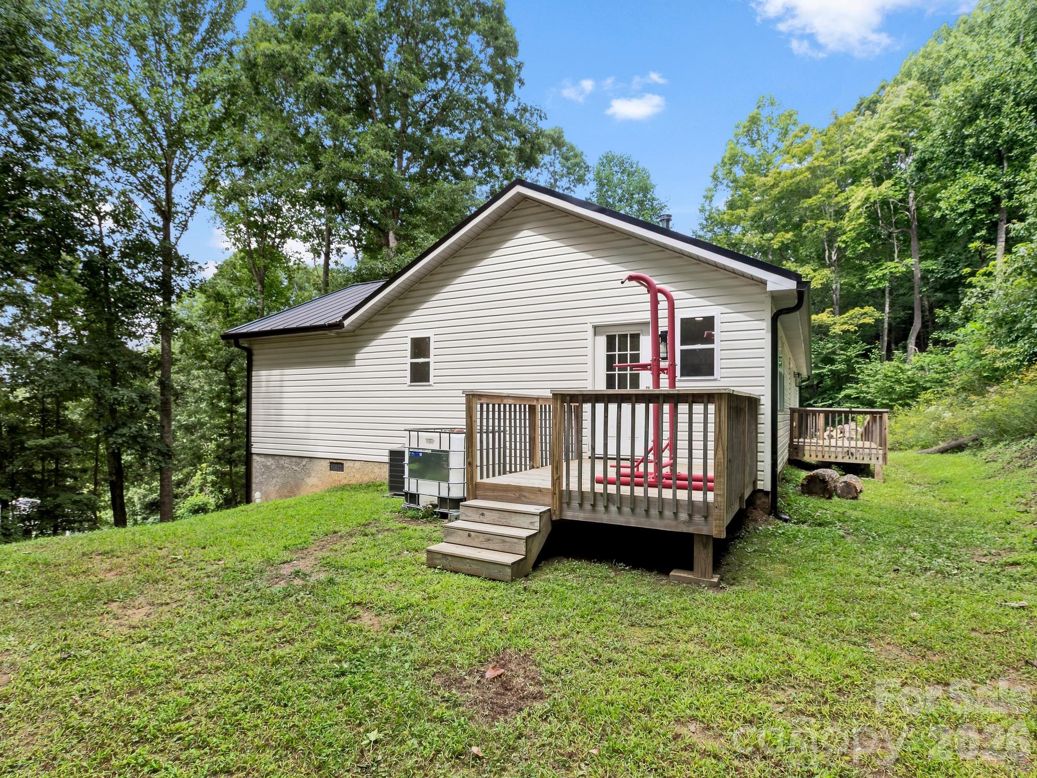 main property photo 25