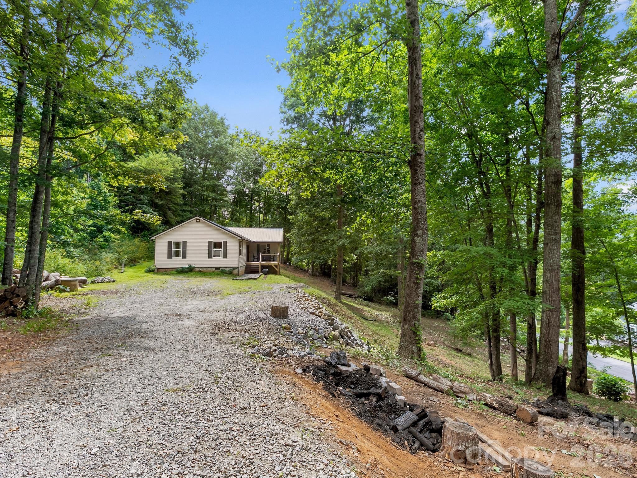 main property photo 32