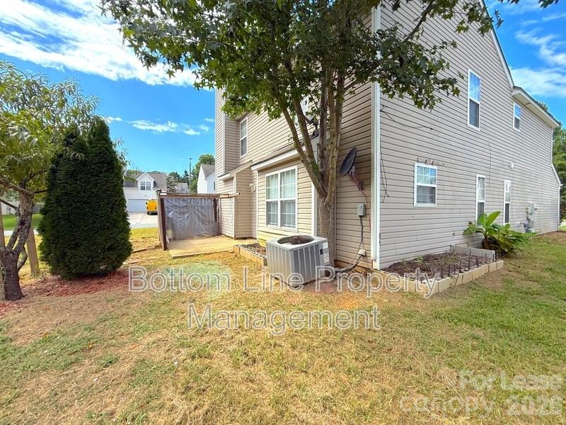 main property photo 11