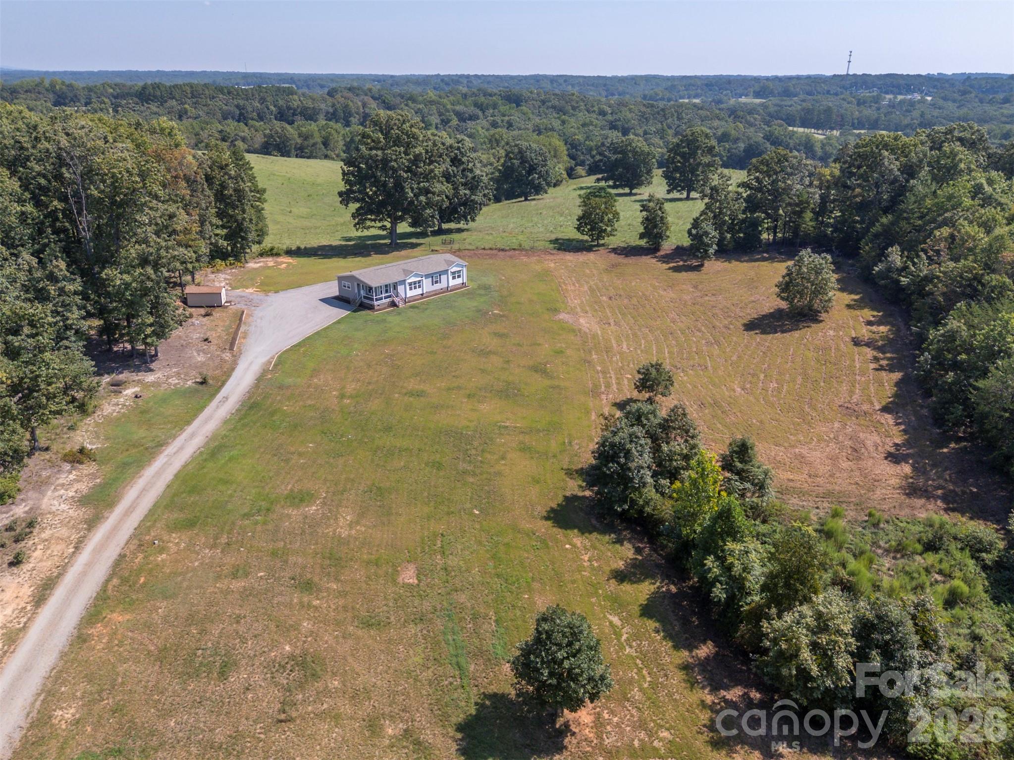 main property photo 3