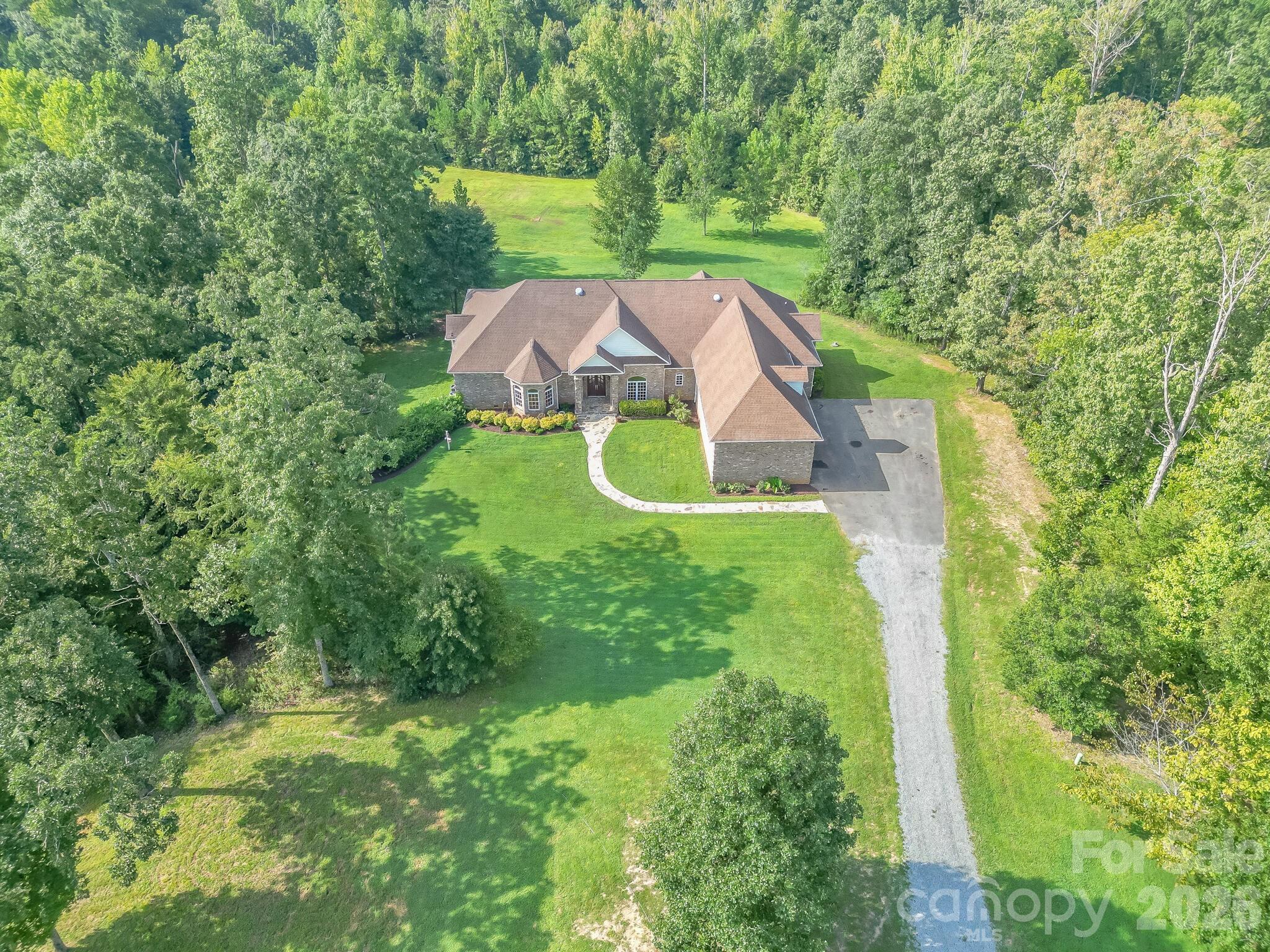 main property photo 45