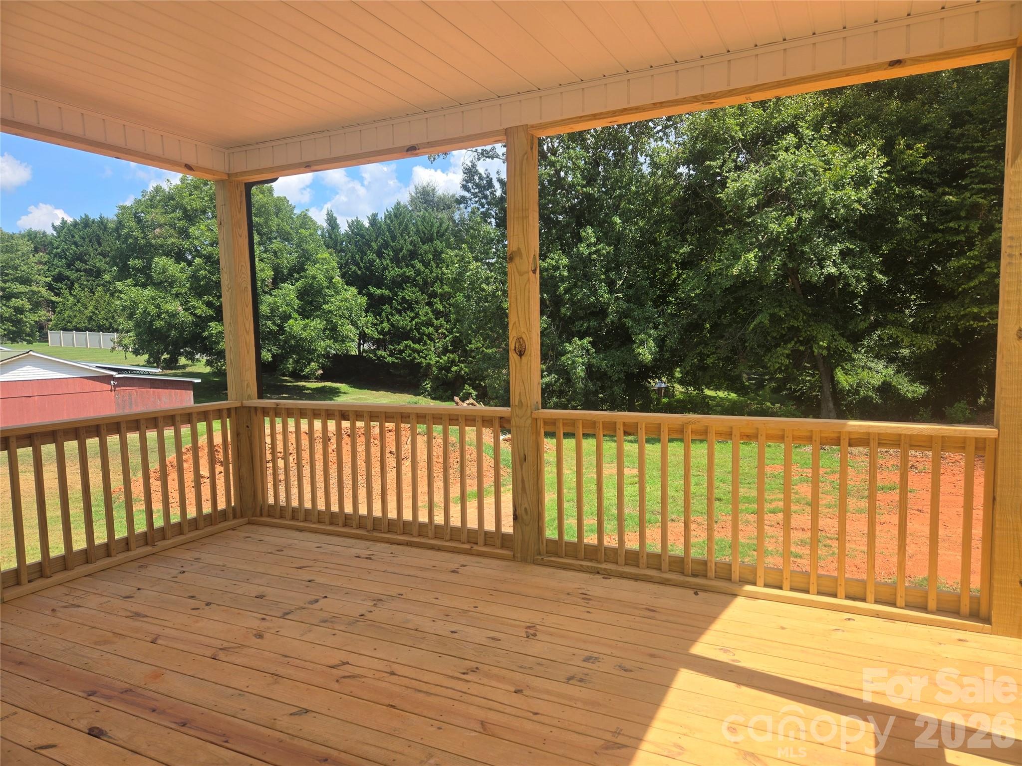 main property photo 11