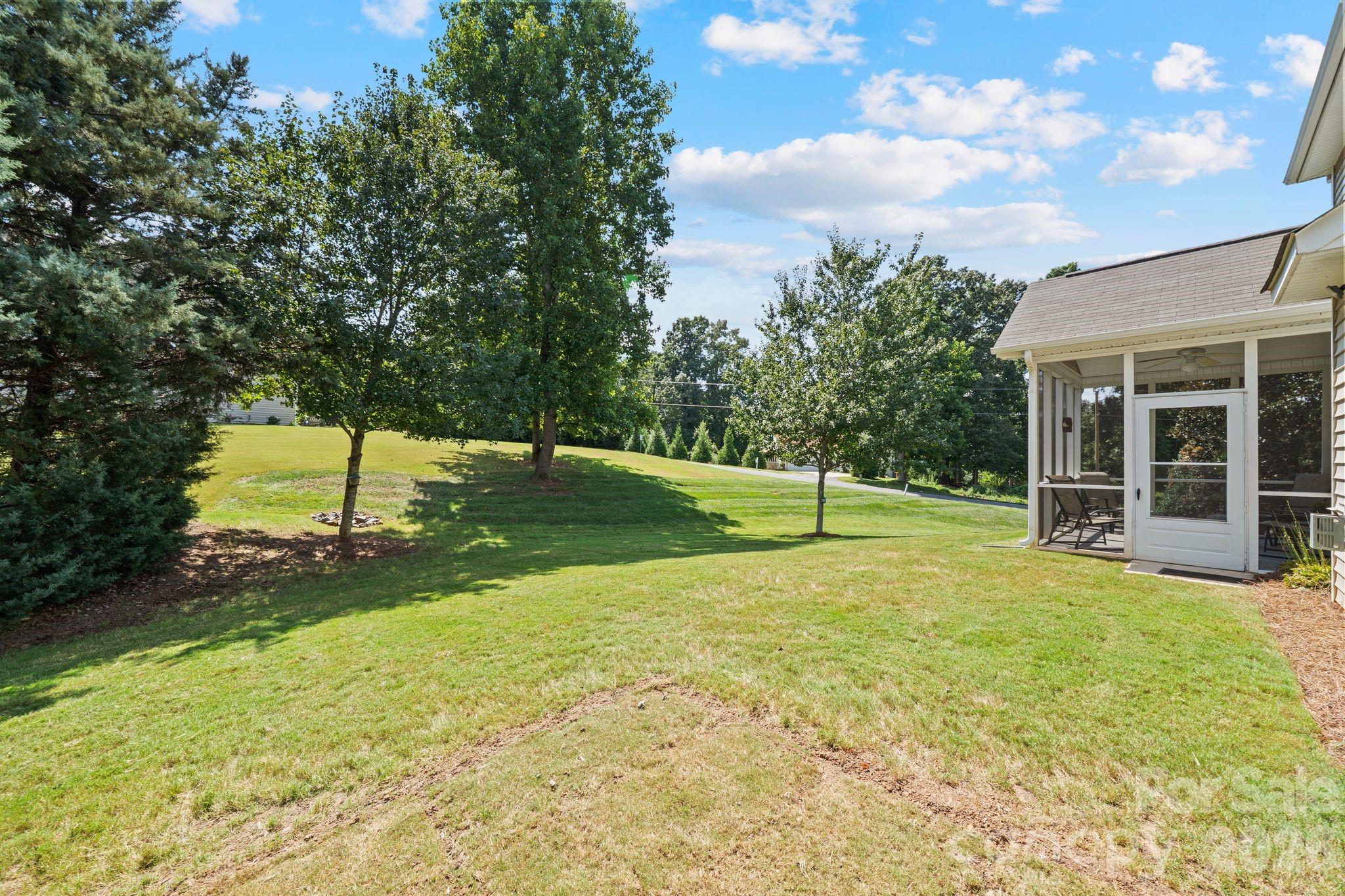 main property photo 39