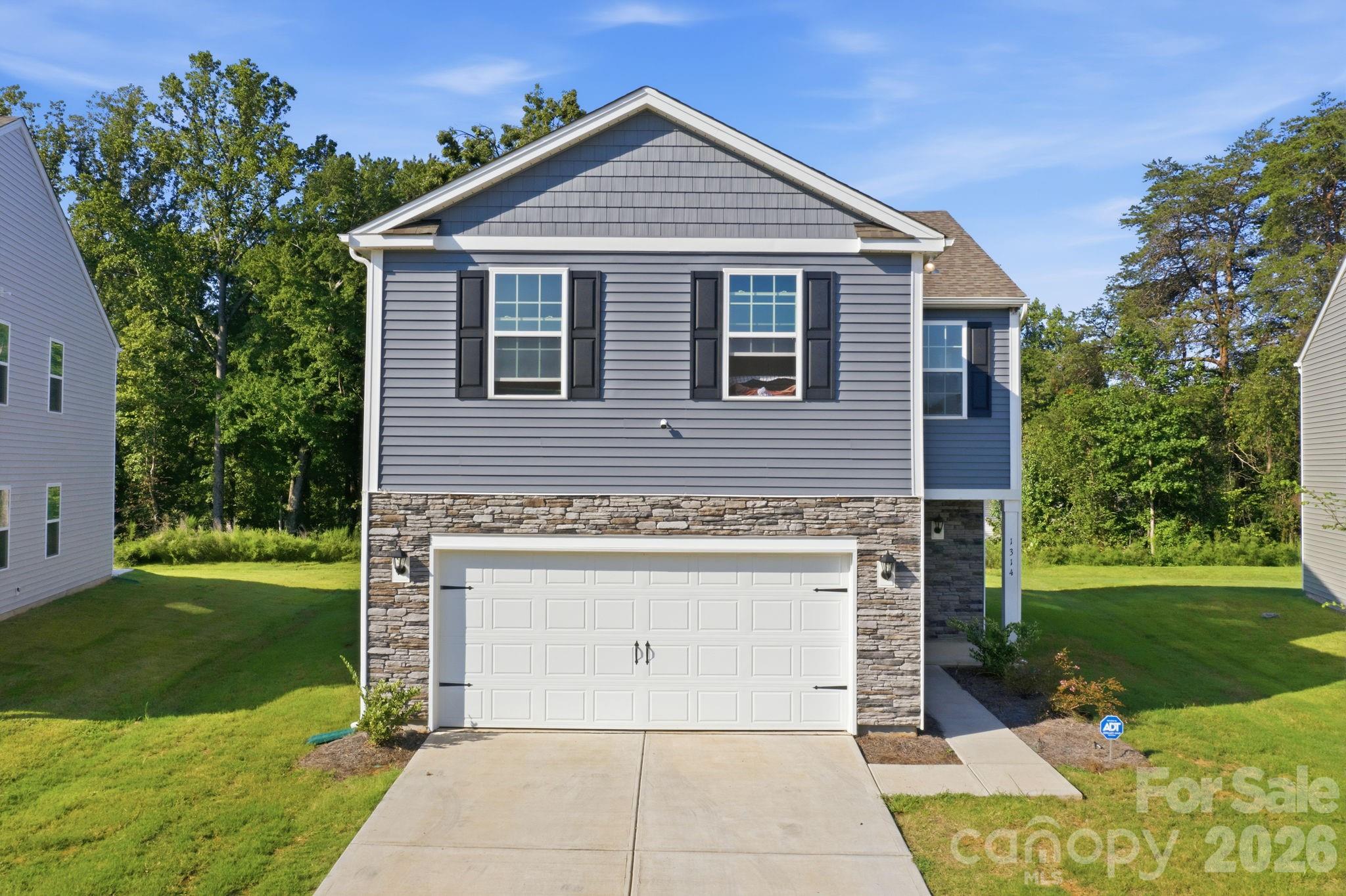 main property photo 7