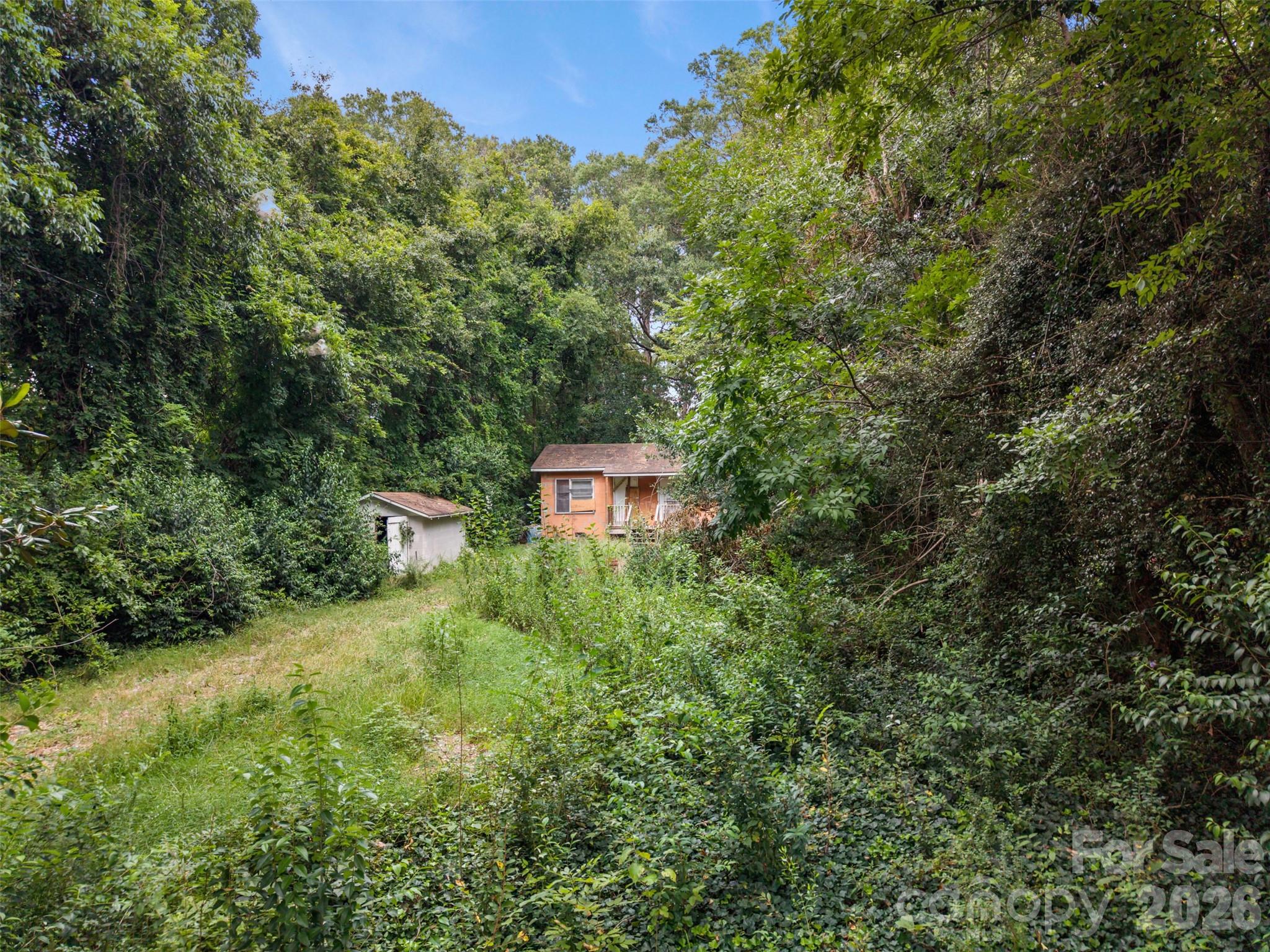 main property photo 7