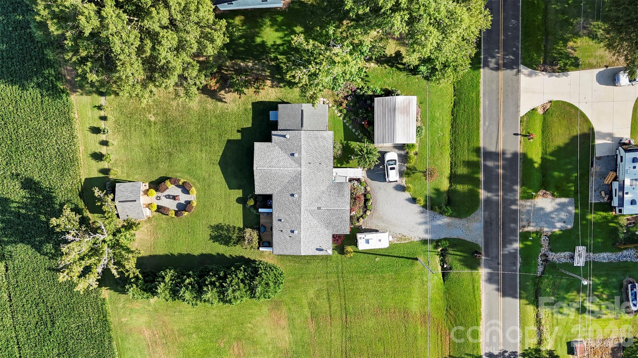 main property photo 35