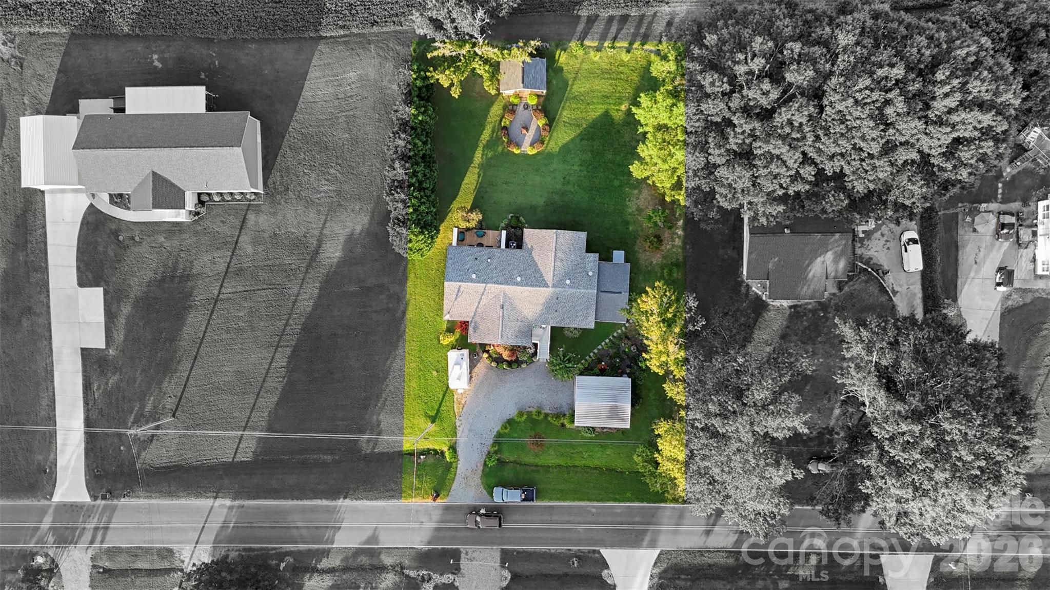 main property photo 36