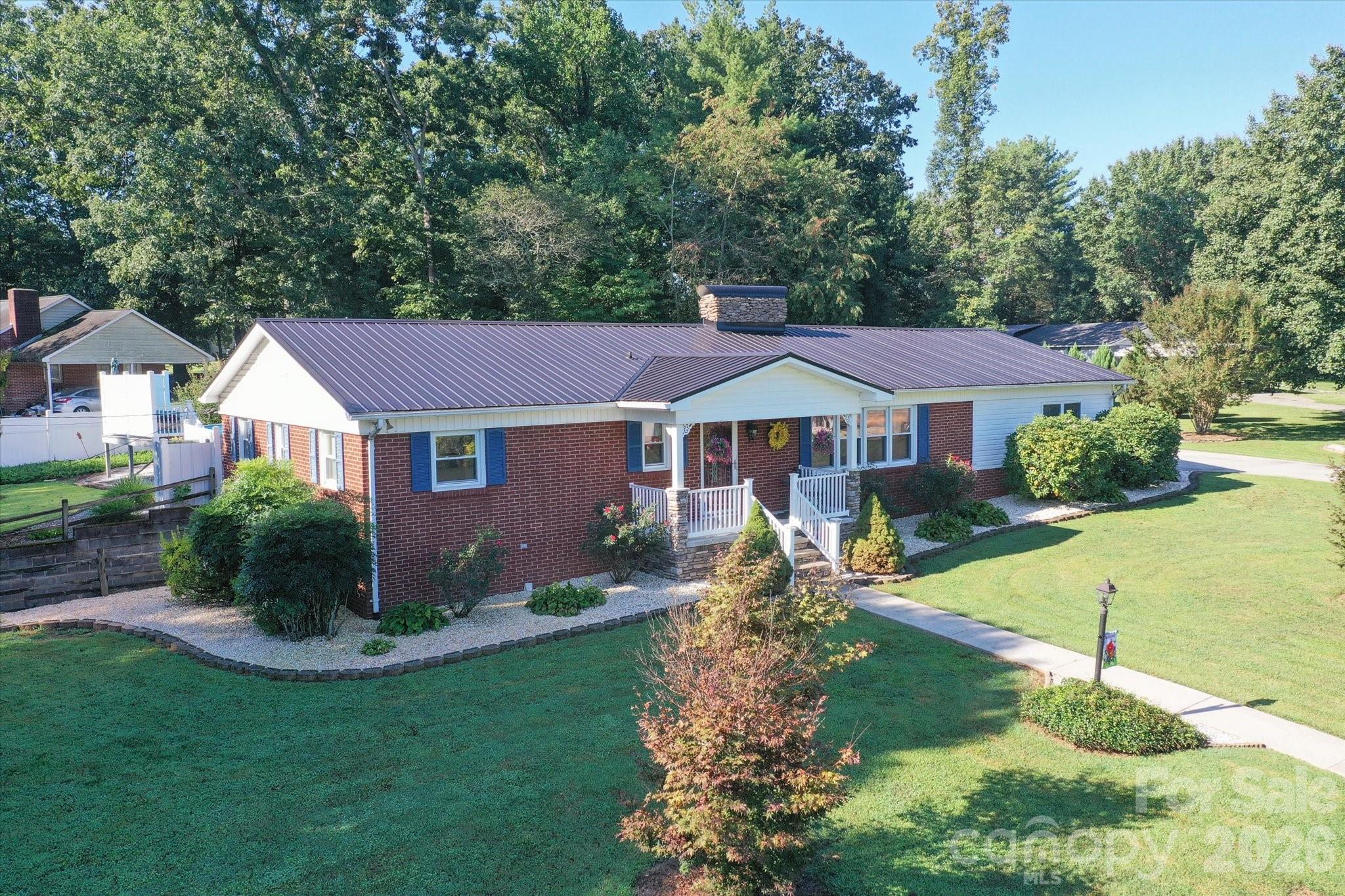 main property photo 45
