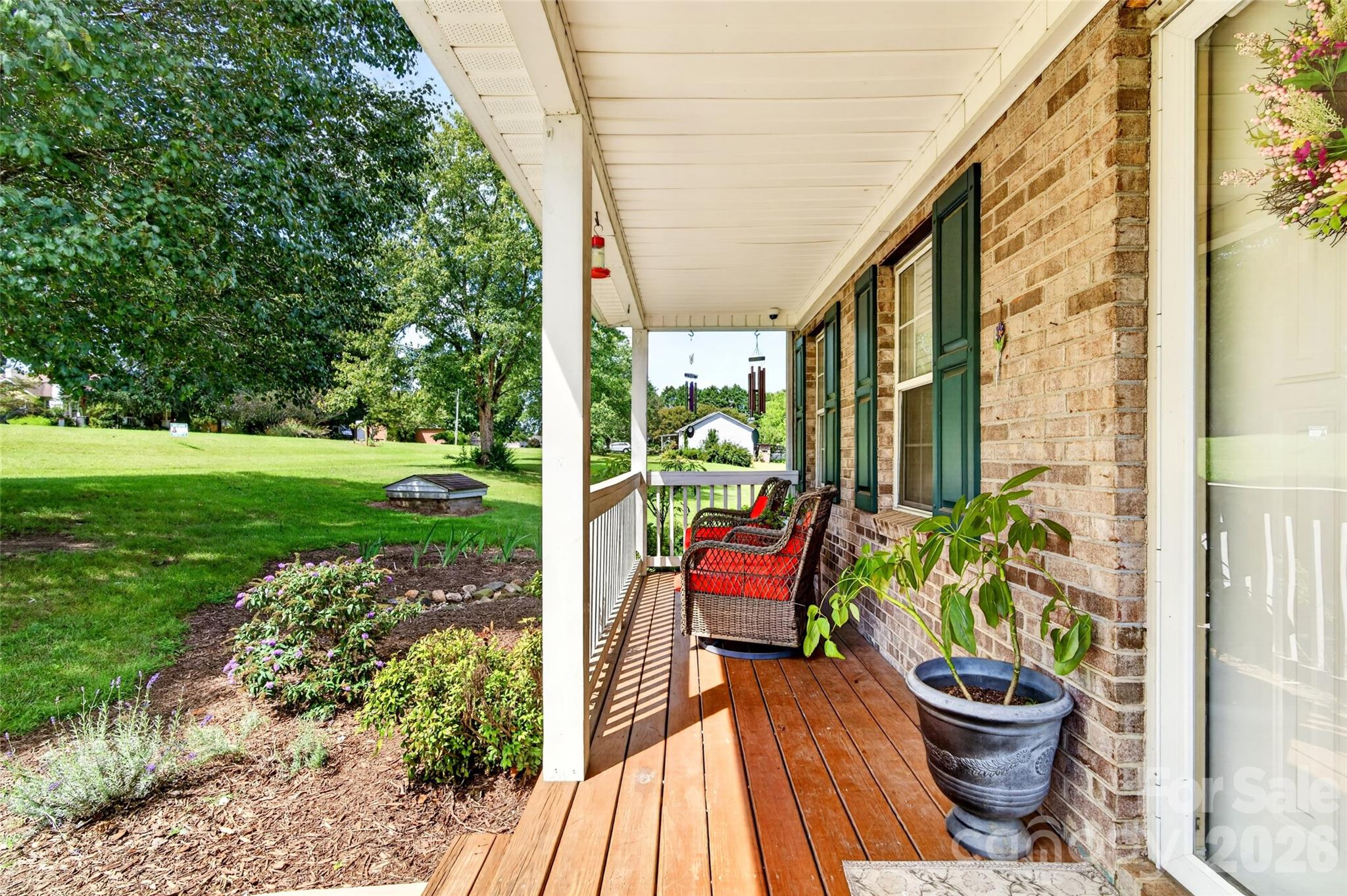 main property photo 33