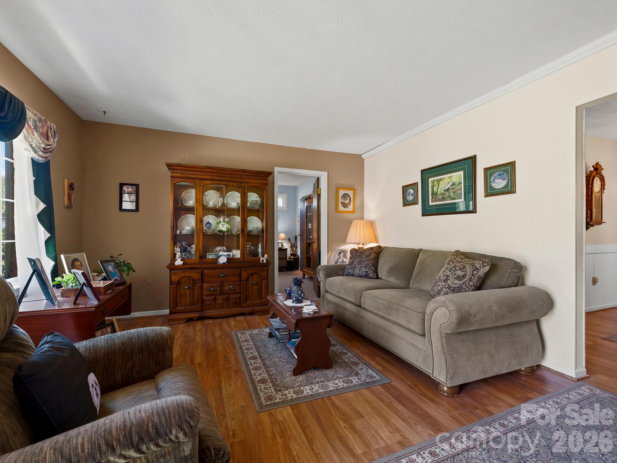 main property photo 18