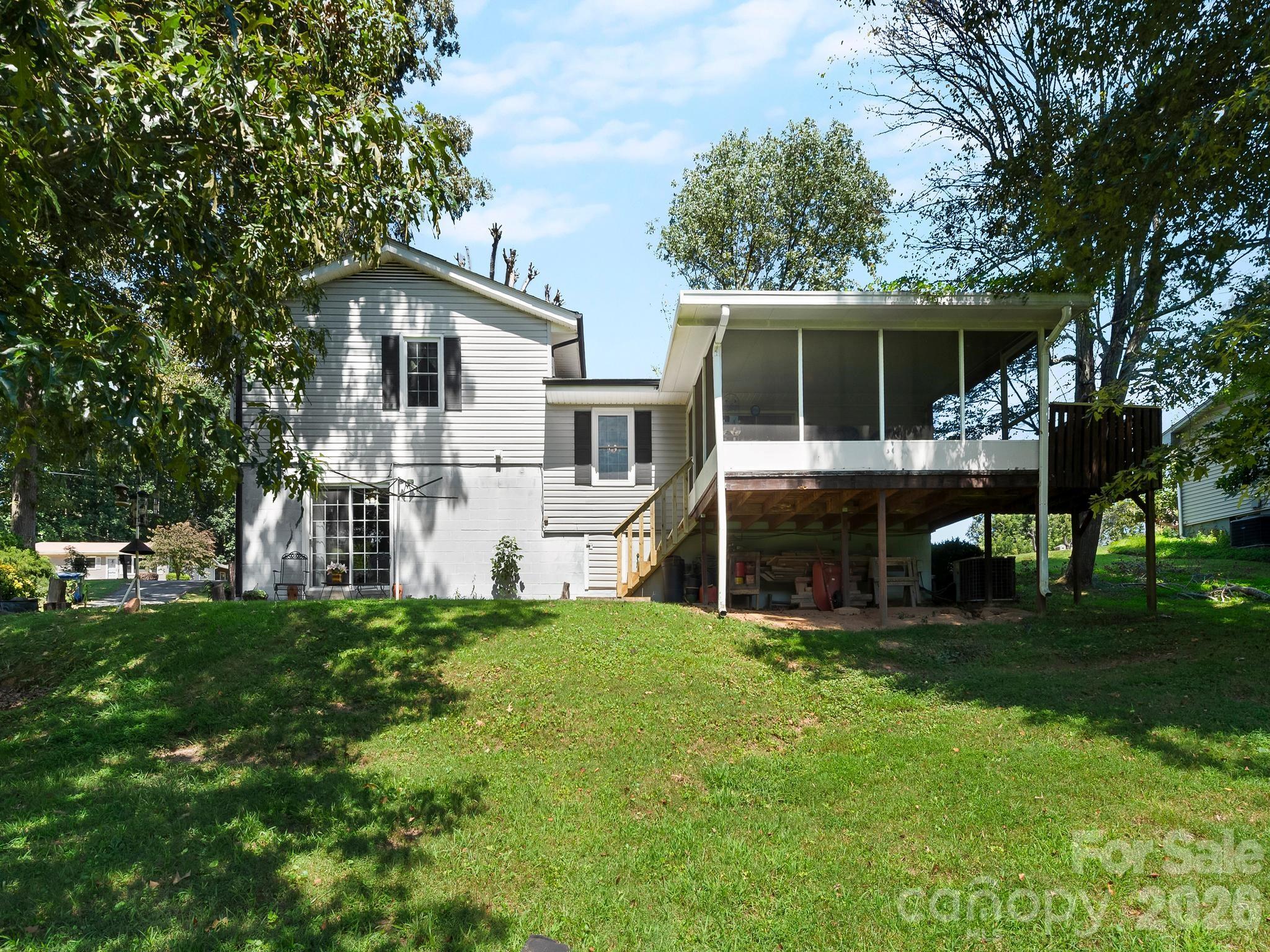 main property photo 27