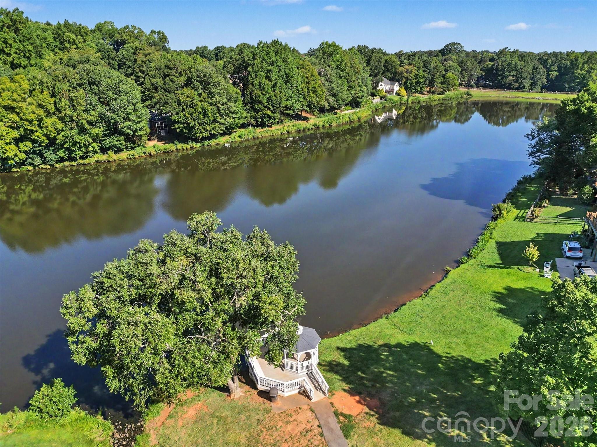 main property photo 33