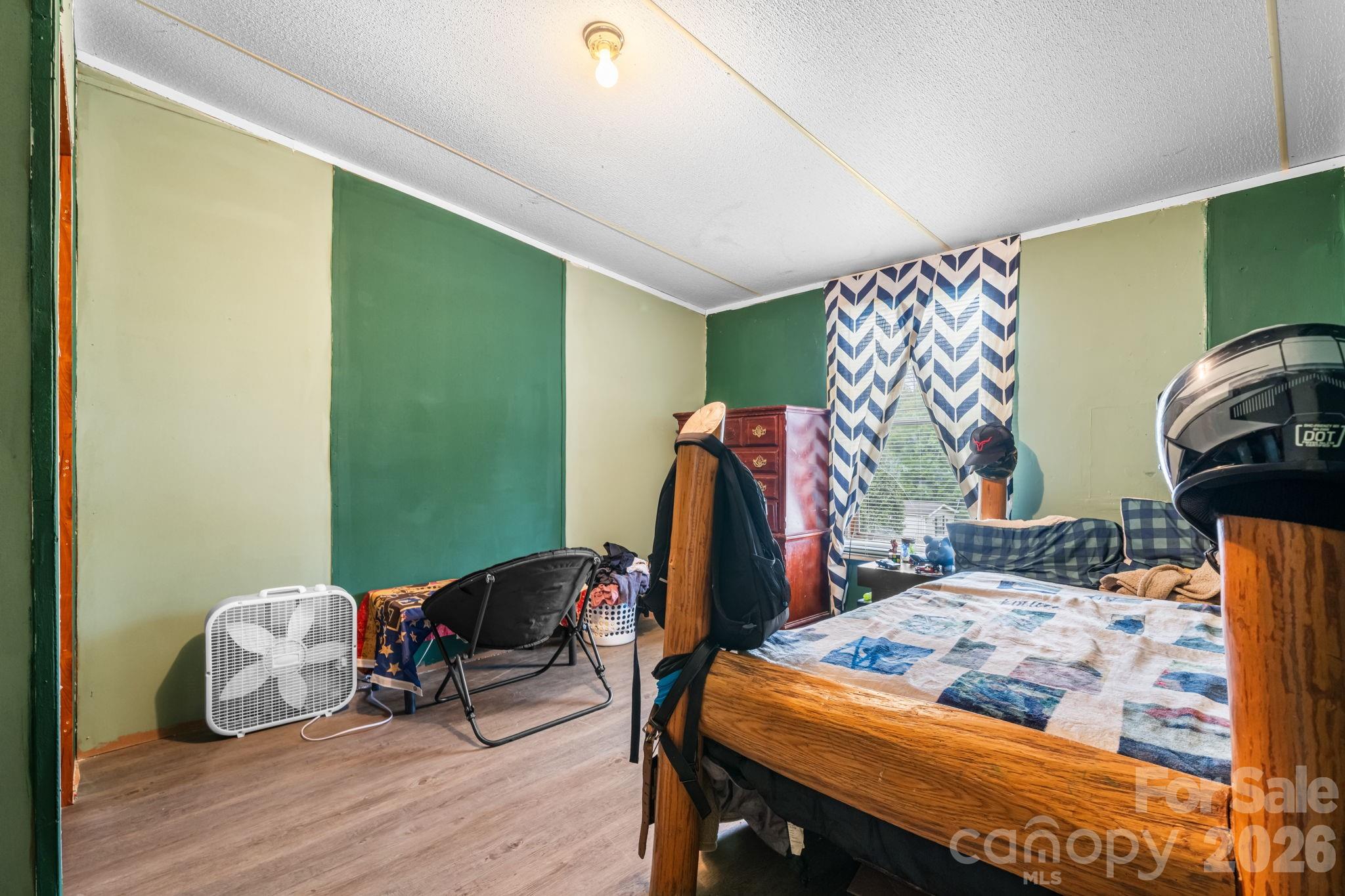 main property photo 18