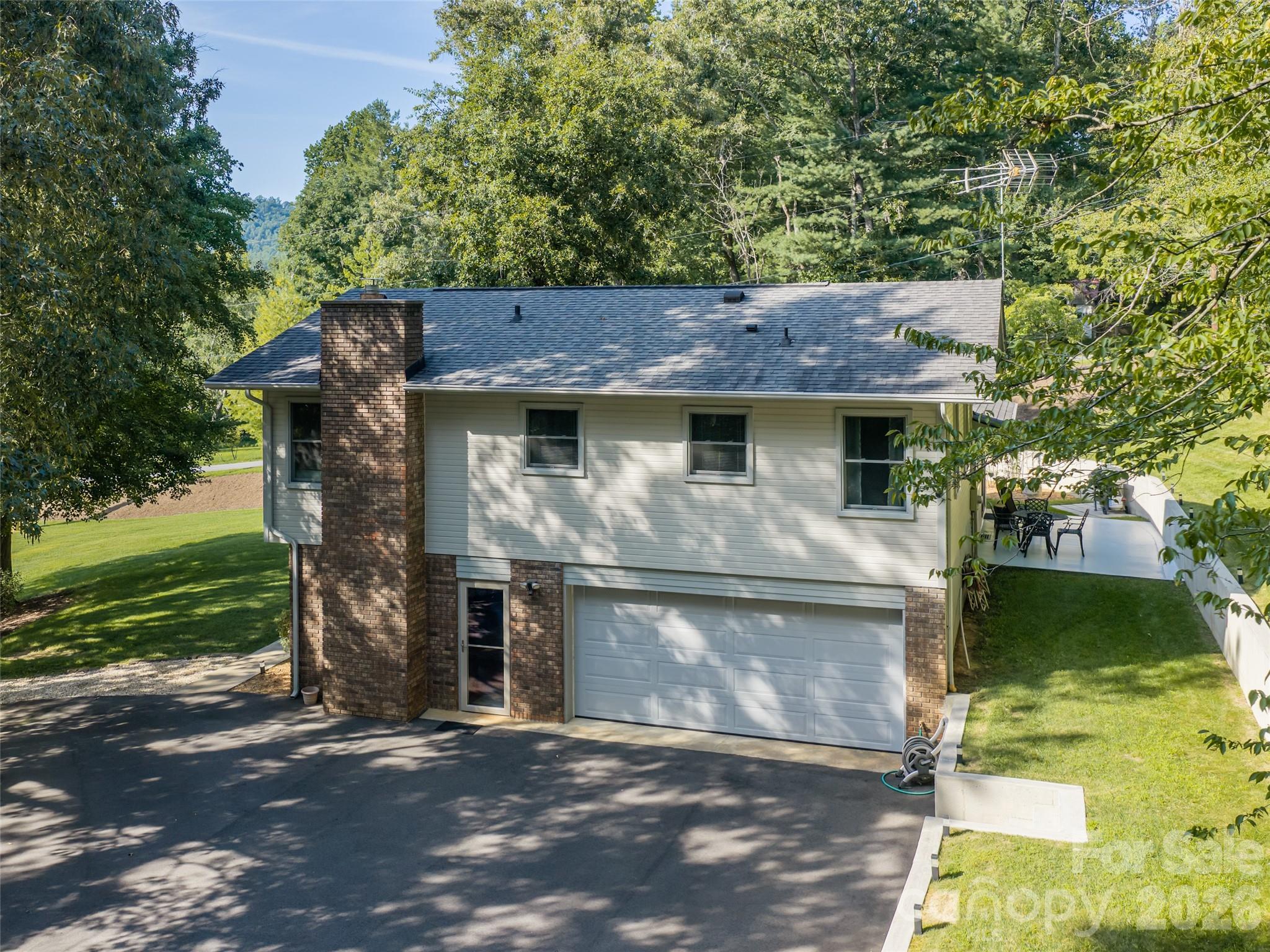 main property photo 43