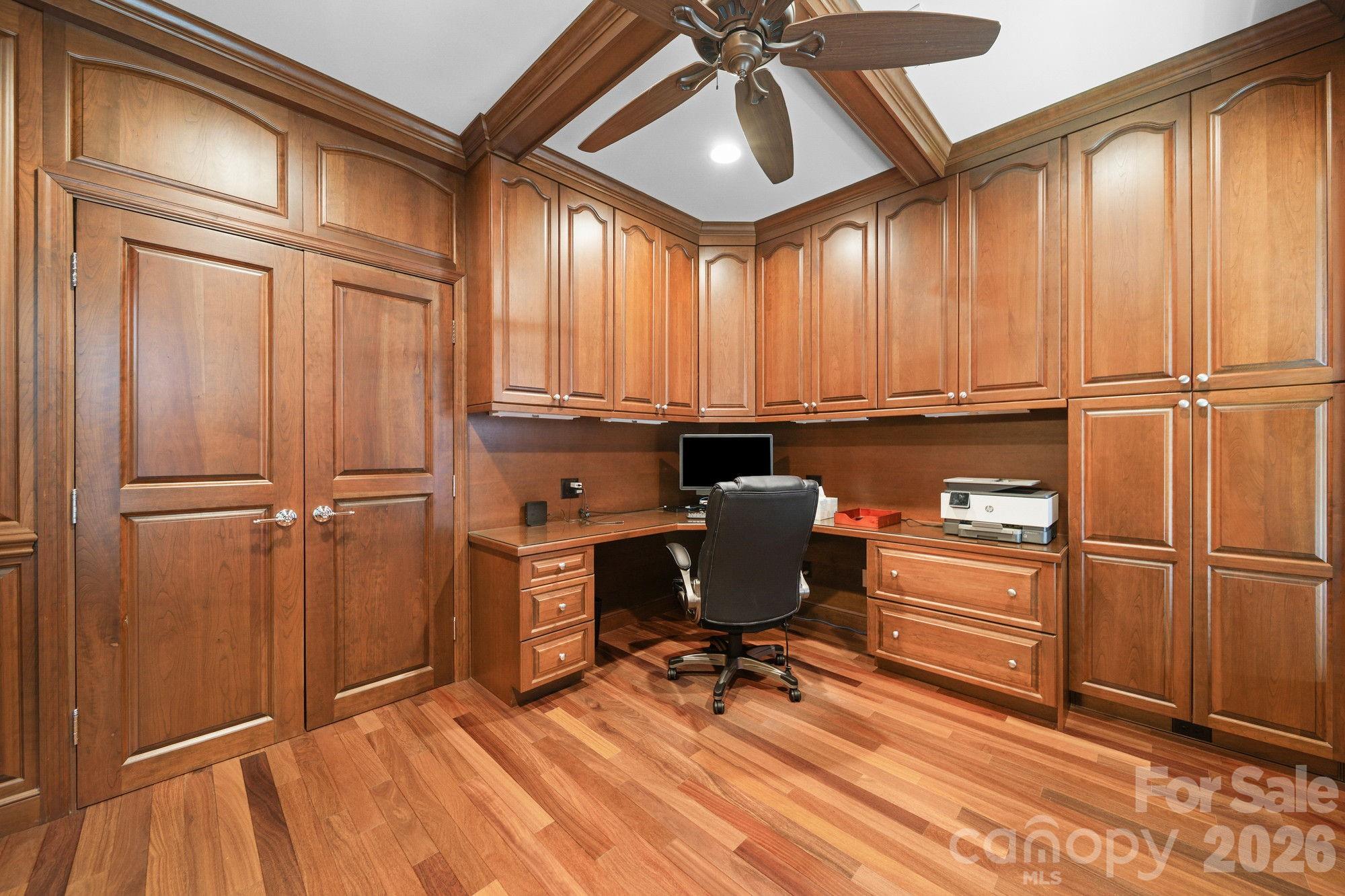main property photo 25