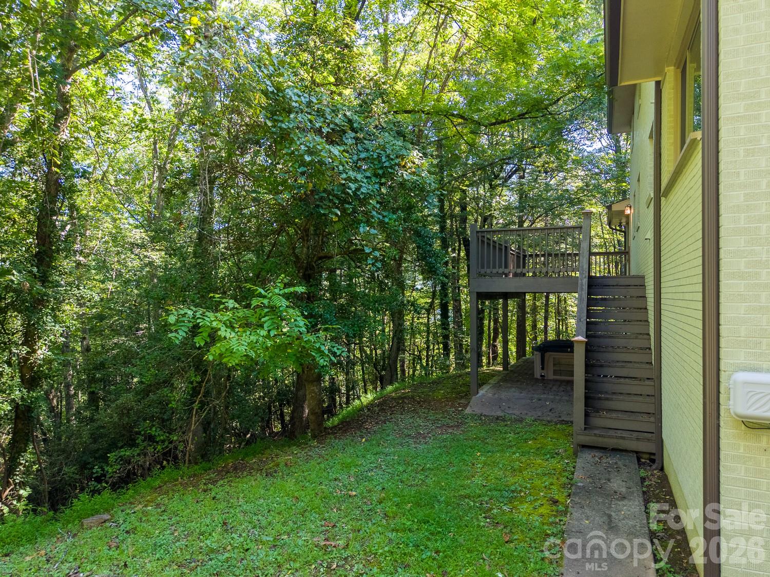 main property photo 38
