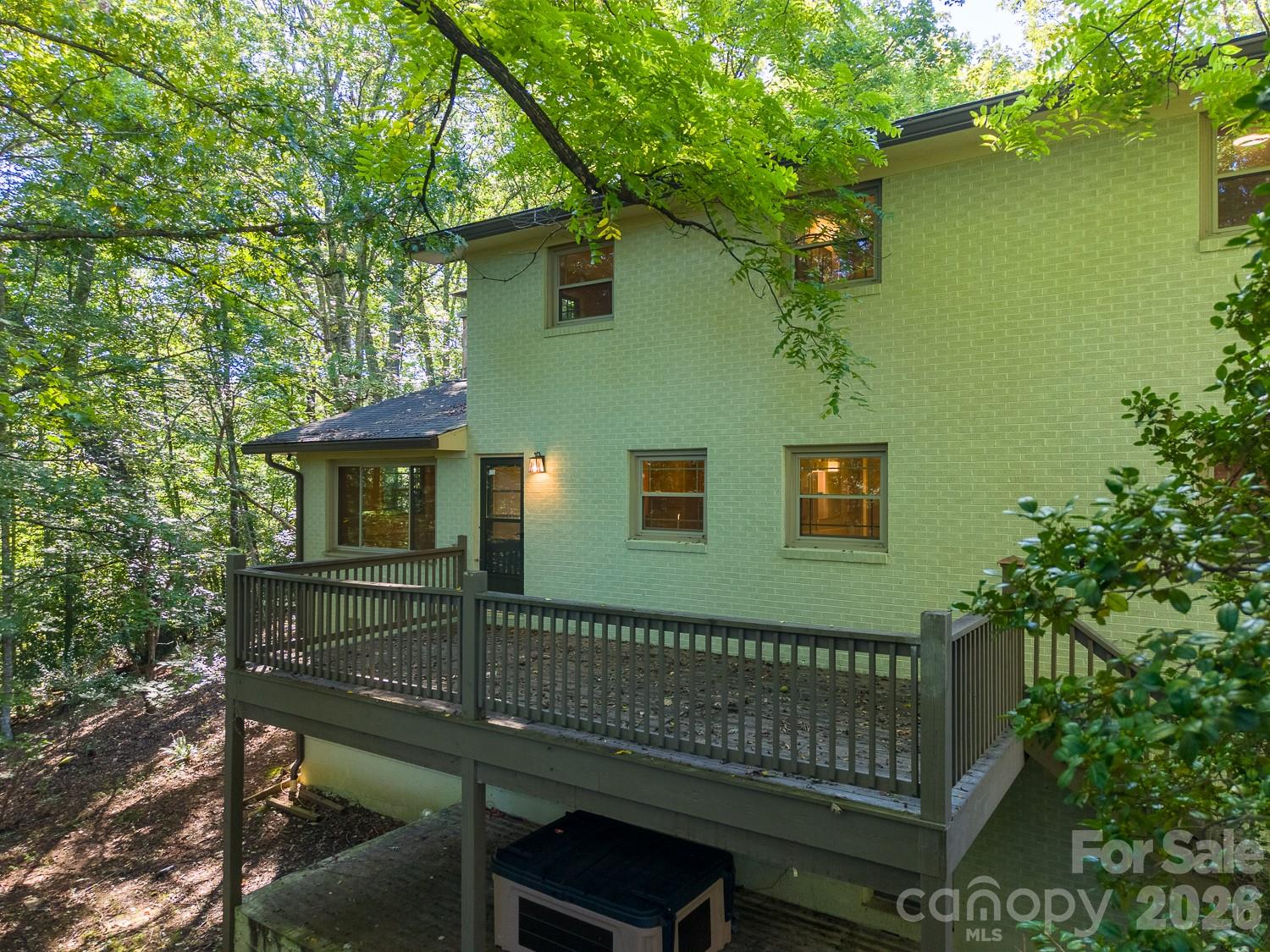 main property photo 40