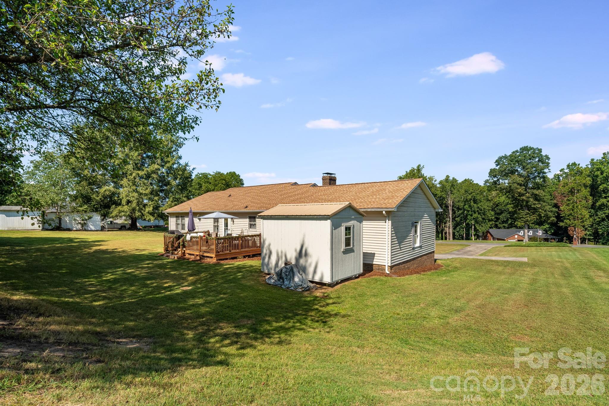 main property photo 26