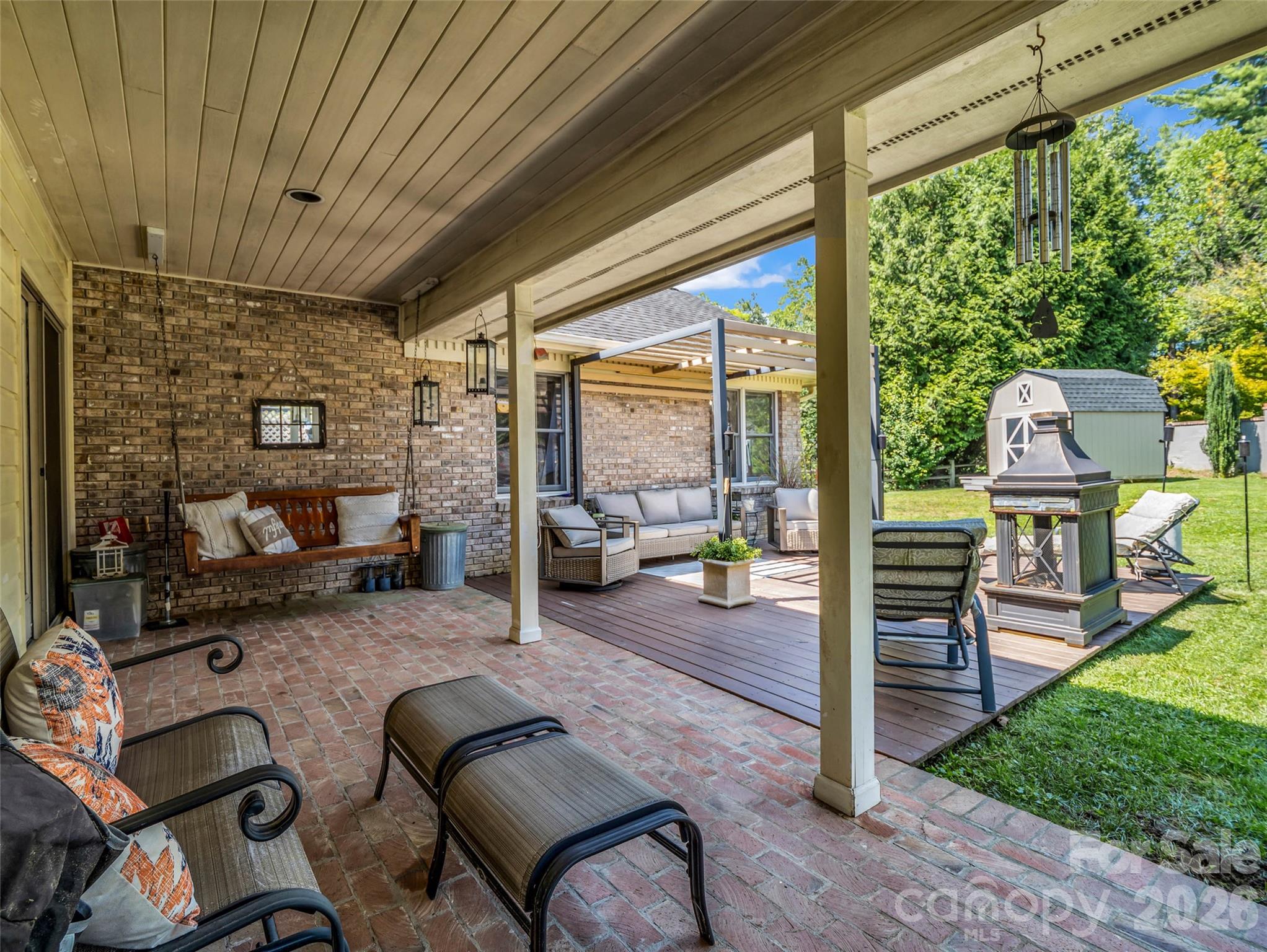 main property photo 31