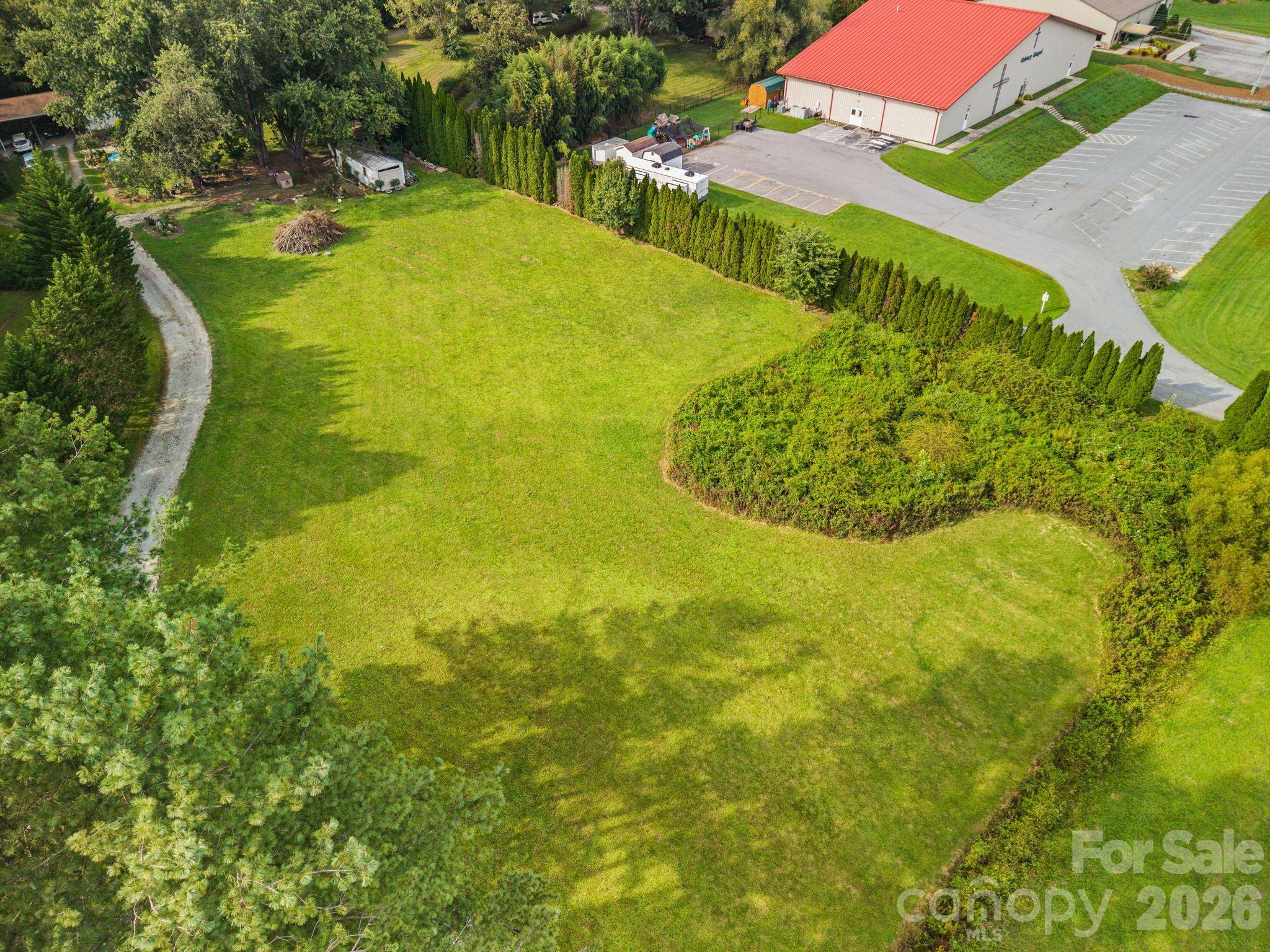 main property photo 2