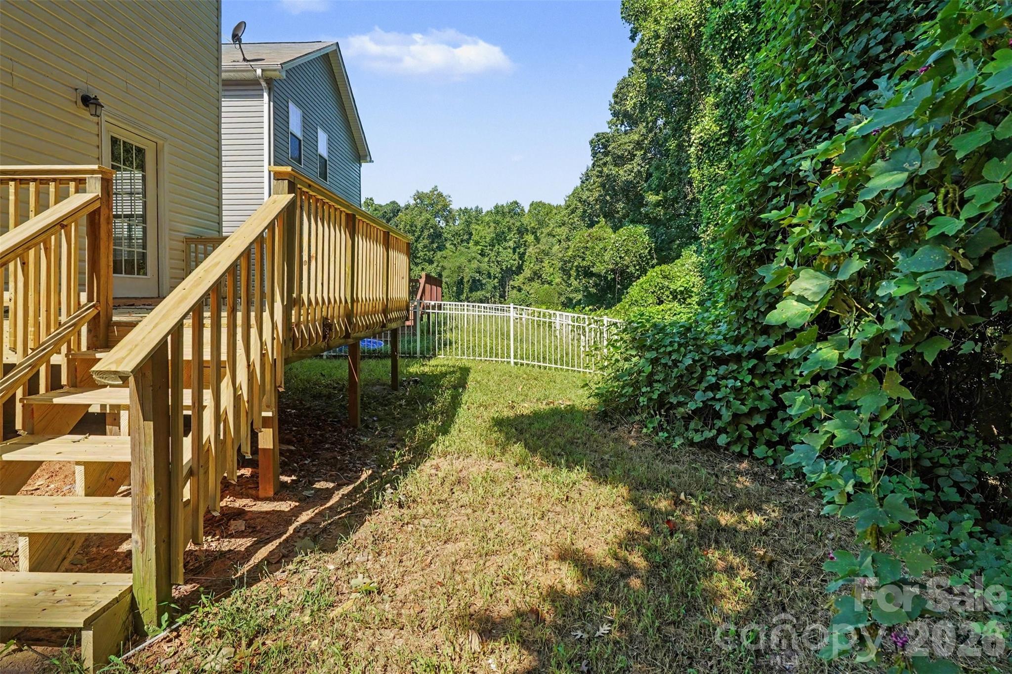 main property photo 29