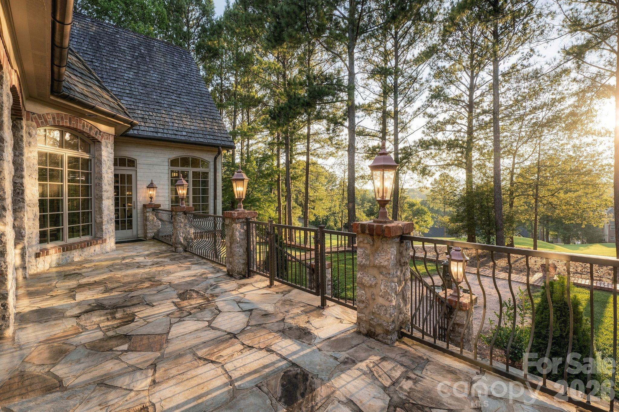 main property photo 37