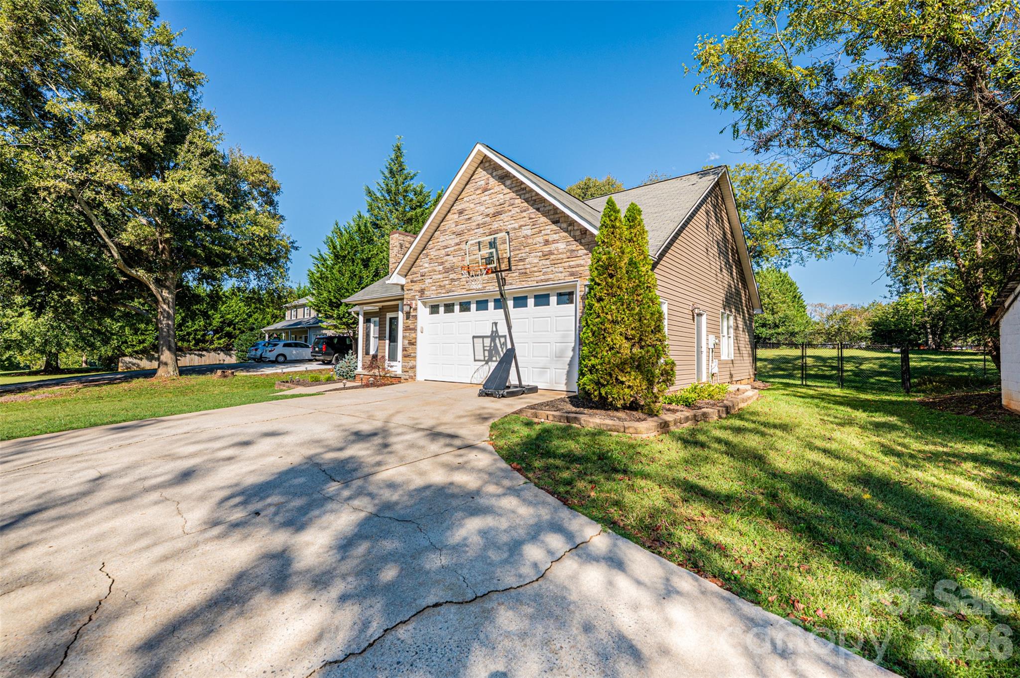 main property photo 46
