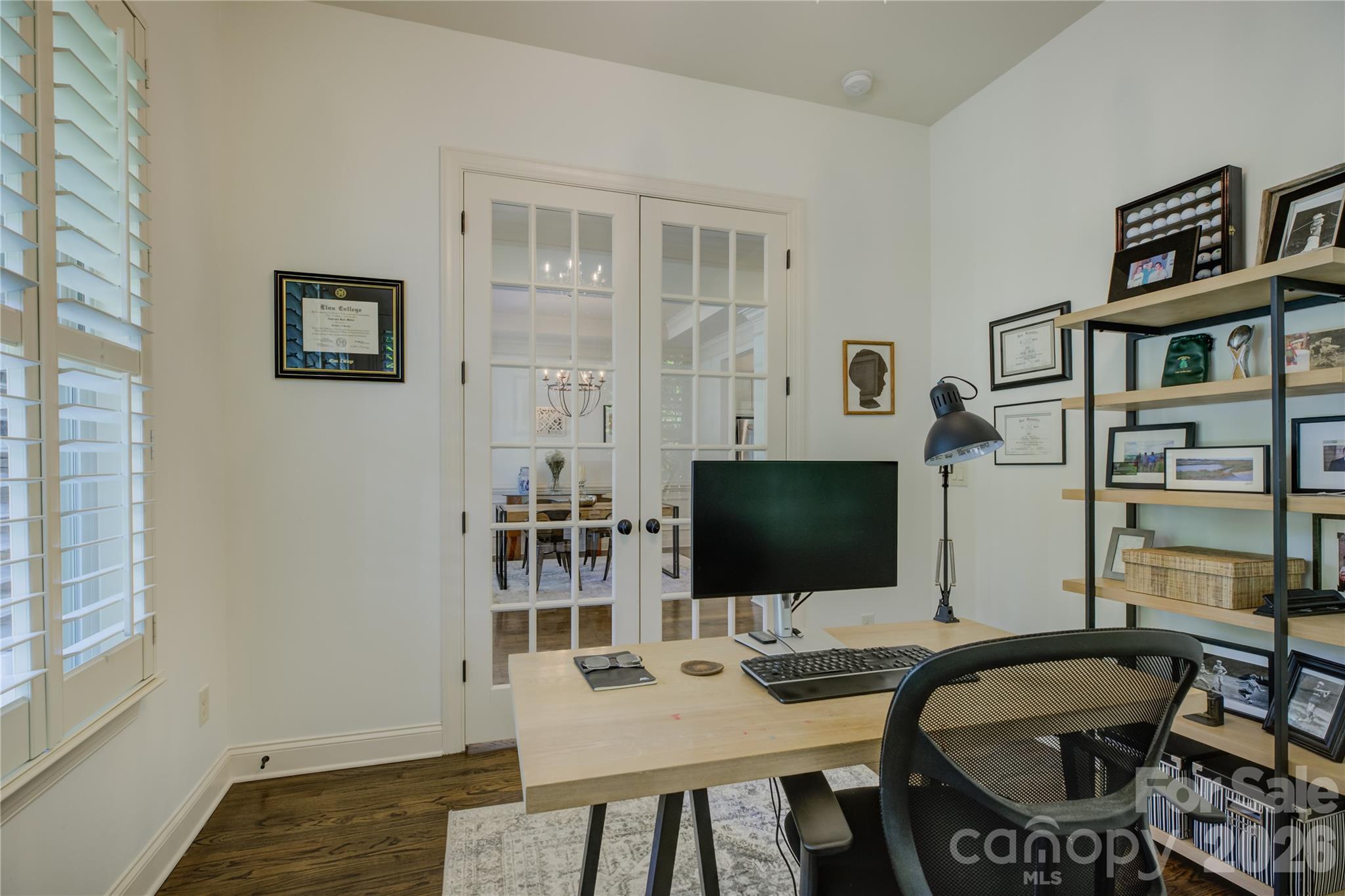 main property photo 6