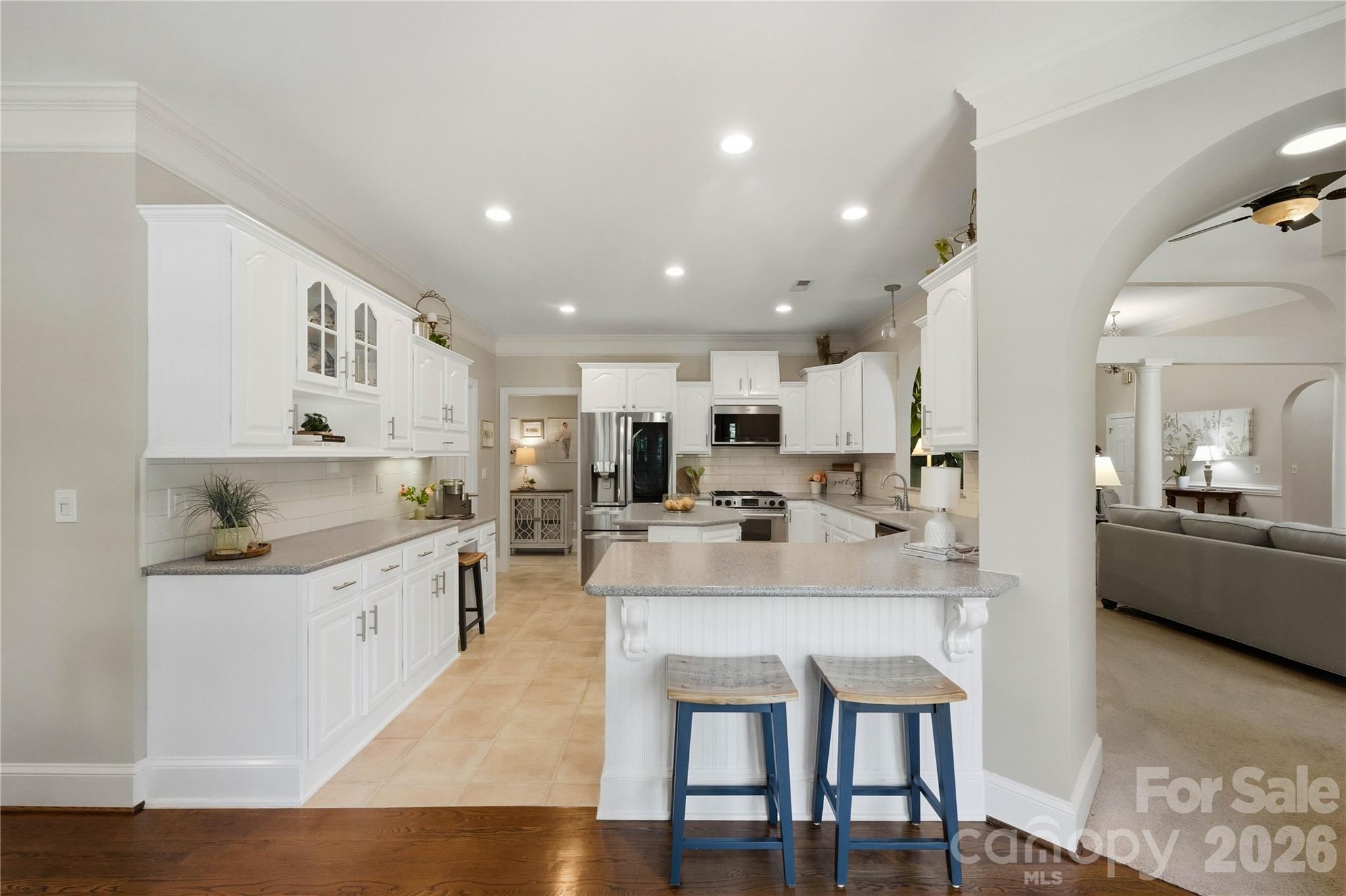 main property photo 17