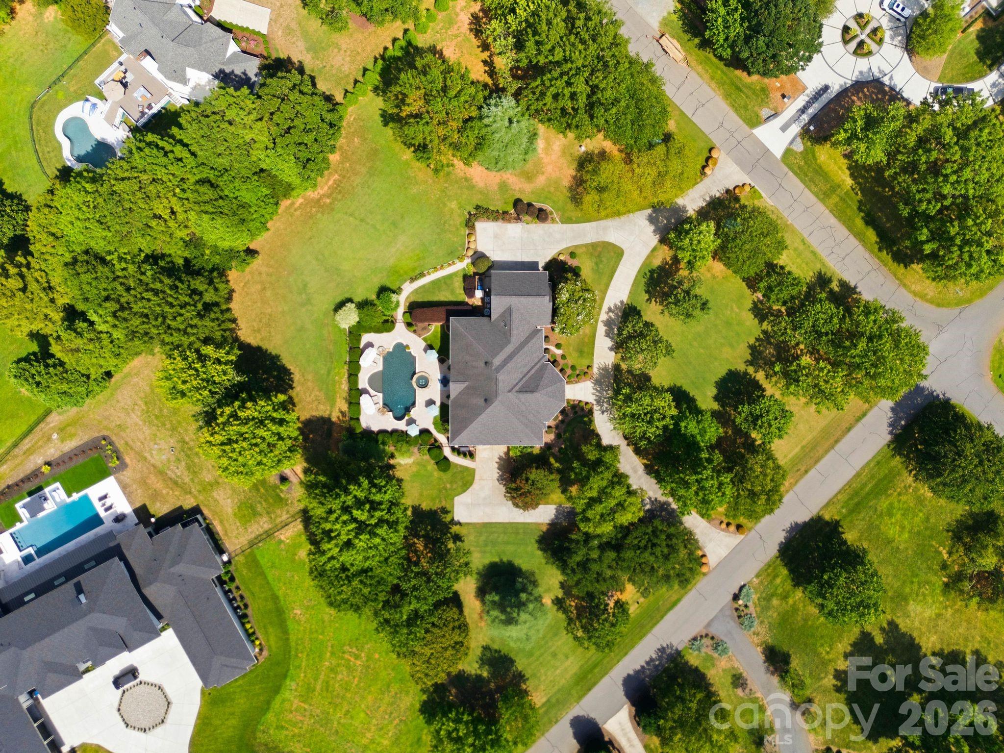 main property photo 41