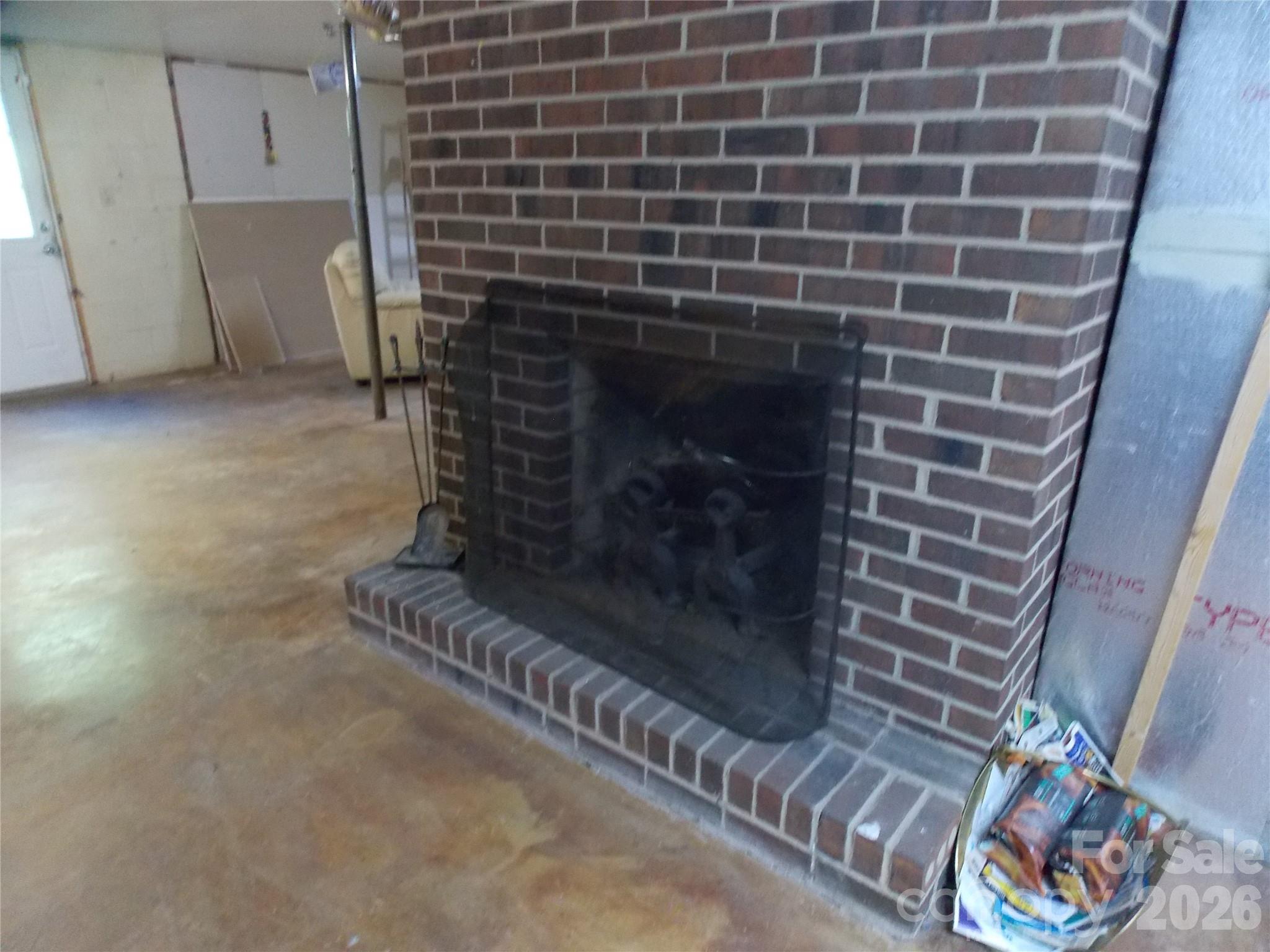 main property photo 20