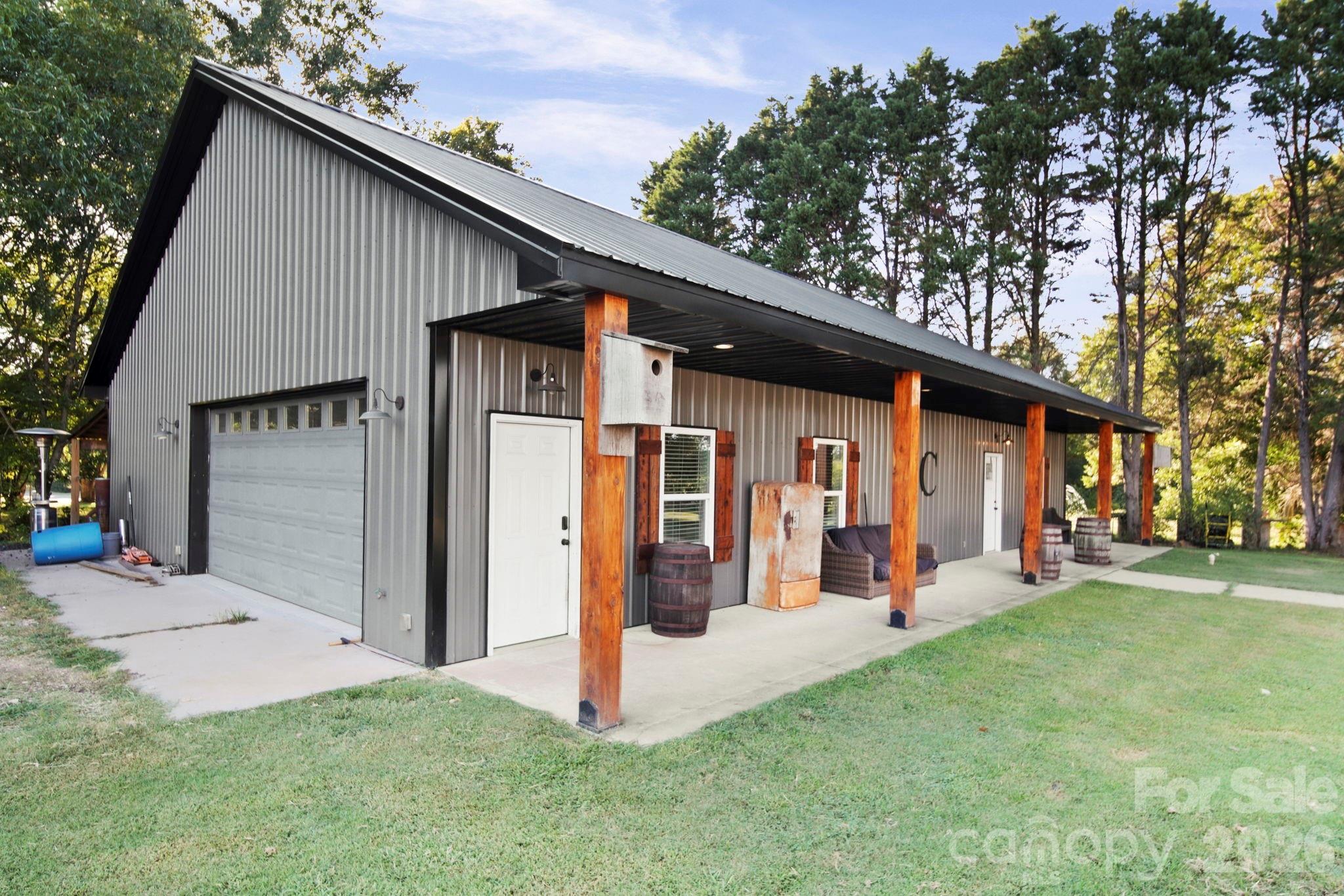 main property photo 29