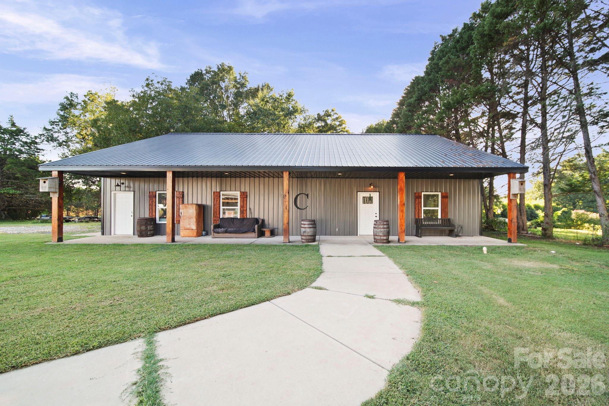 main property photo 30