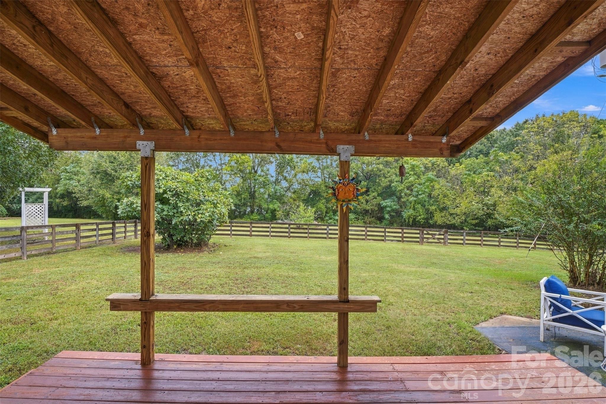 main property photo 29