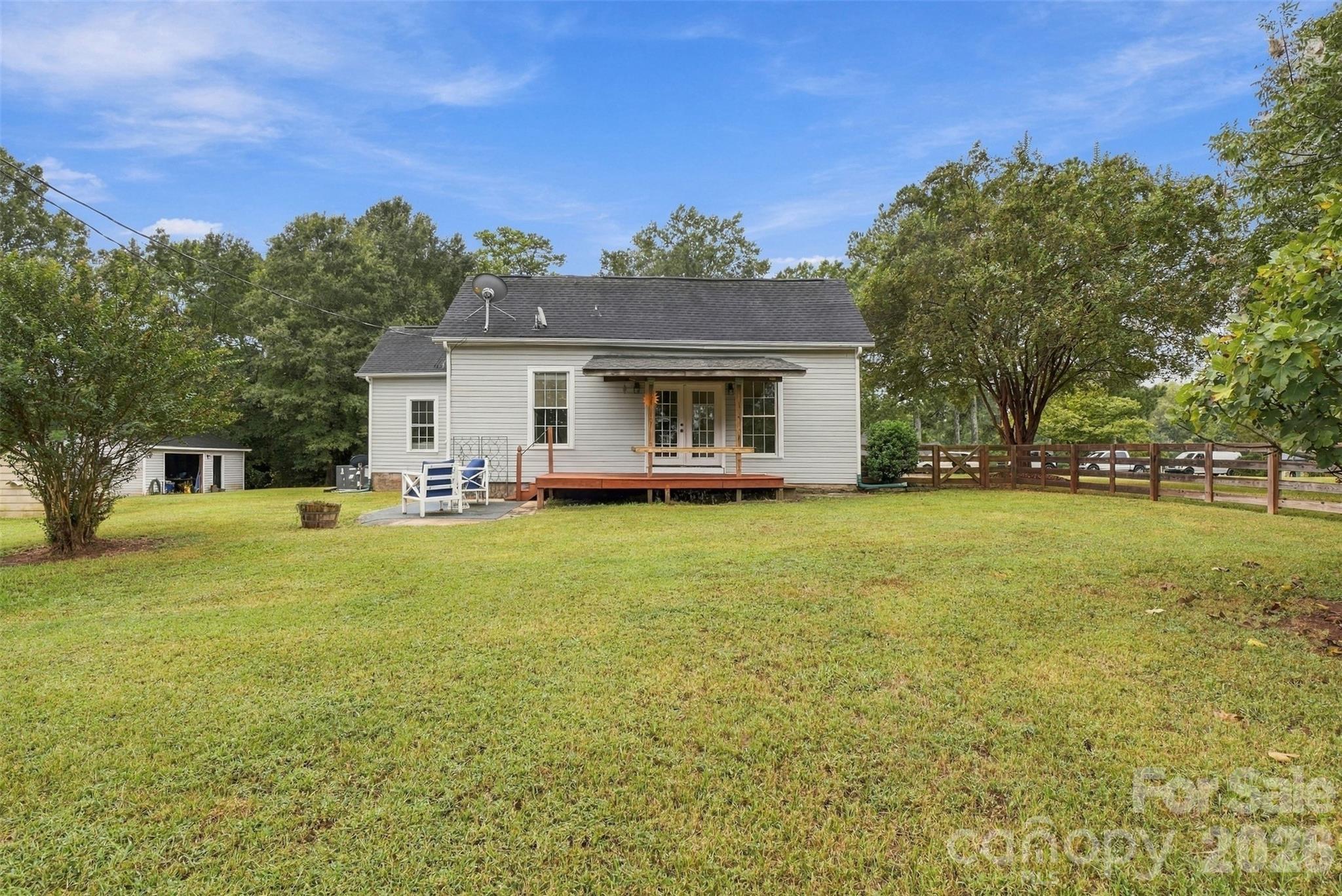 main property photo 33